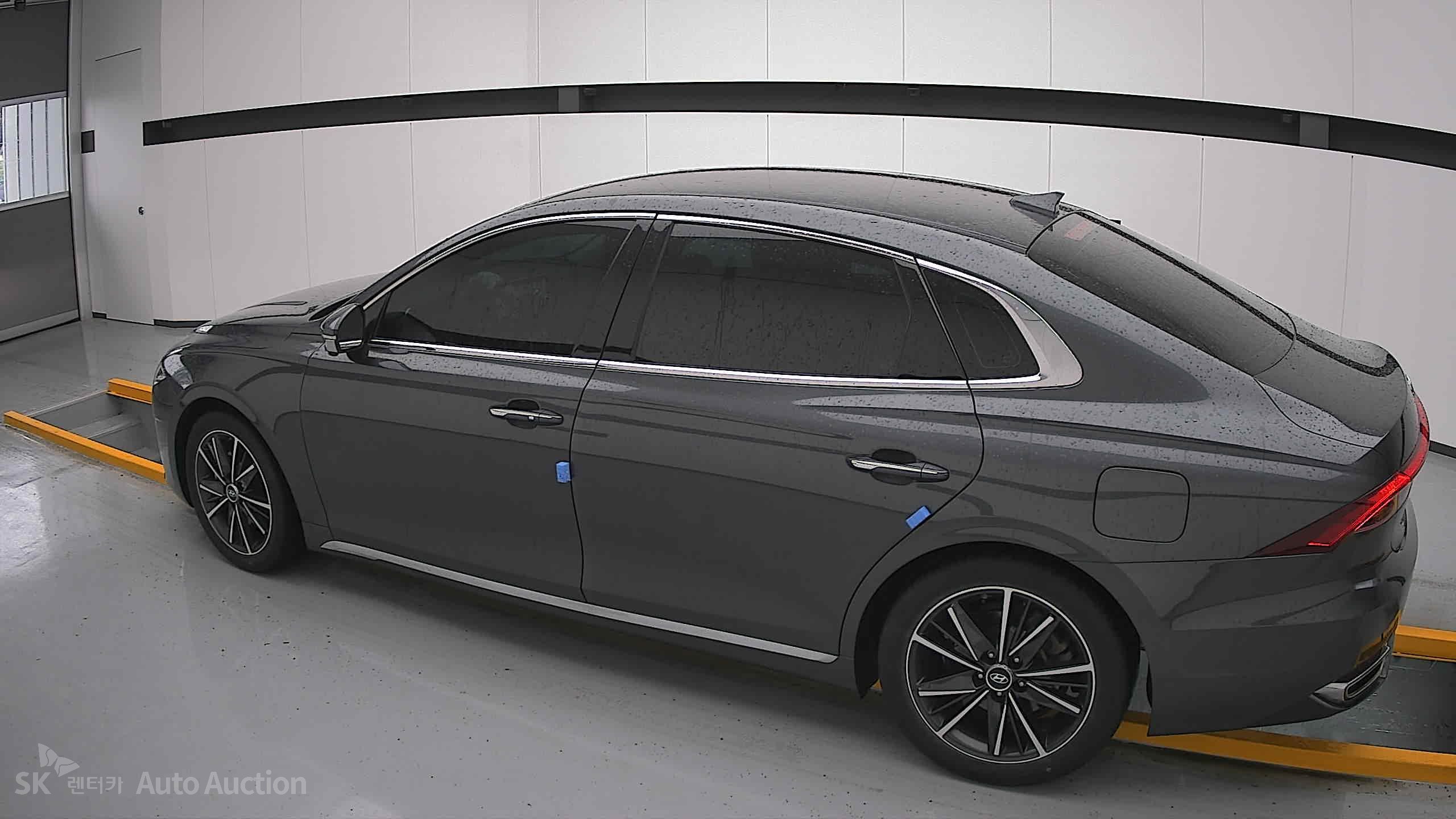 2022 - hyundai grandeur