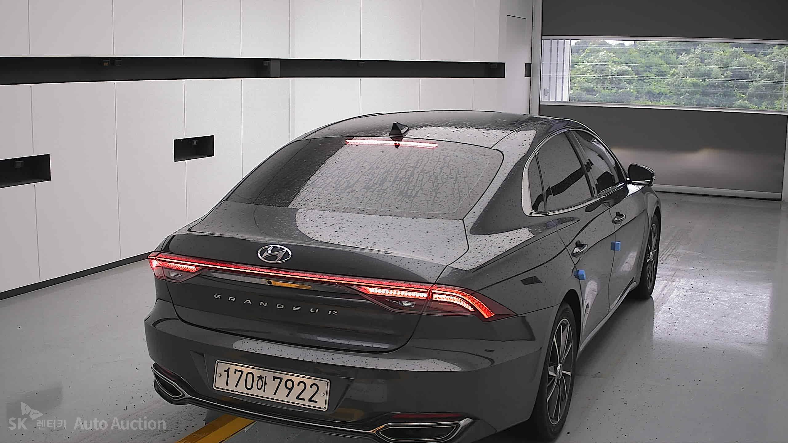 2022 - hyundai grandeur