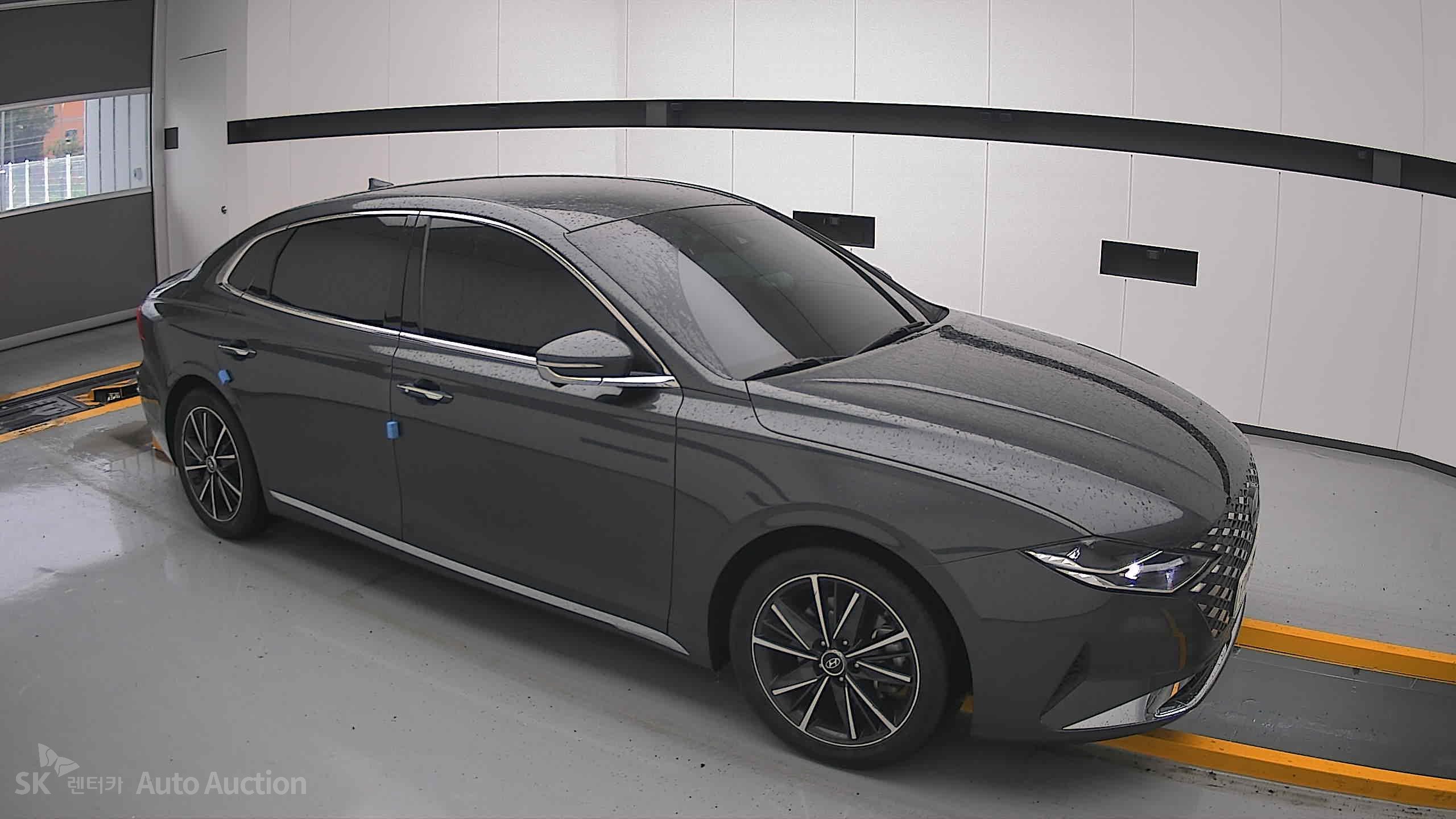 2022 - hyundai grandeur