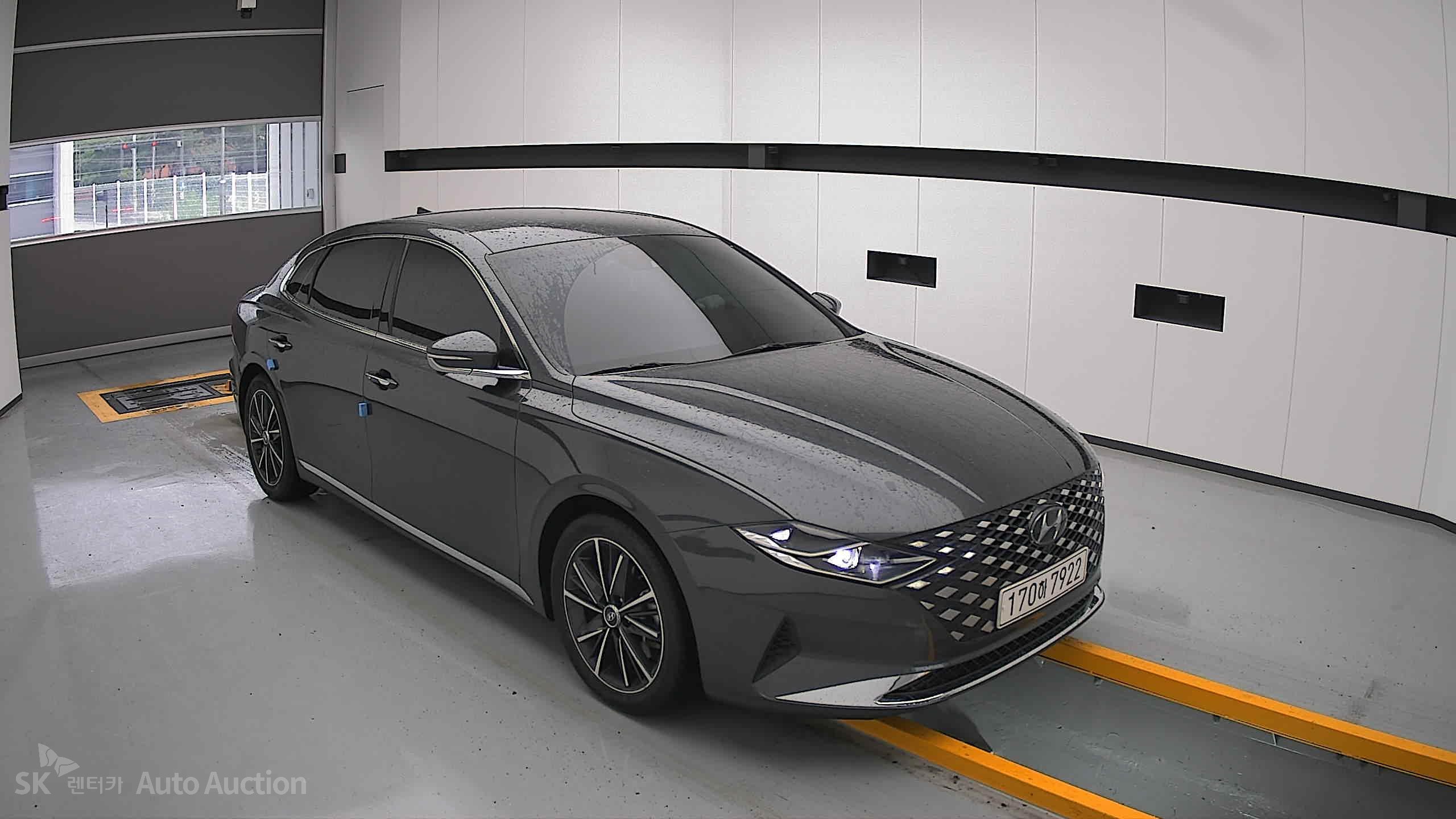 2022 - hyundai grandeur