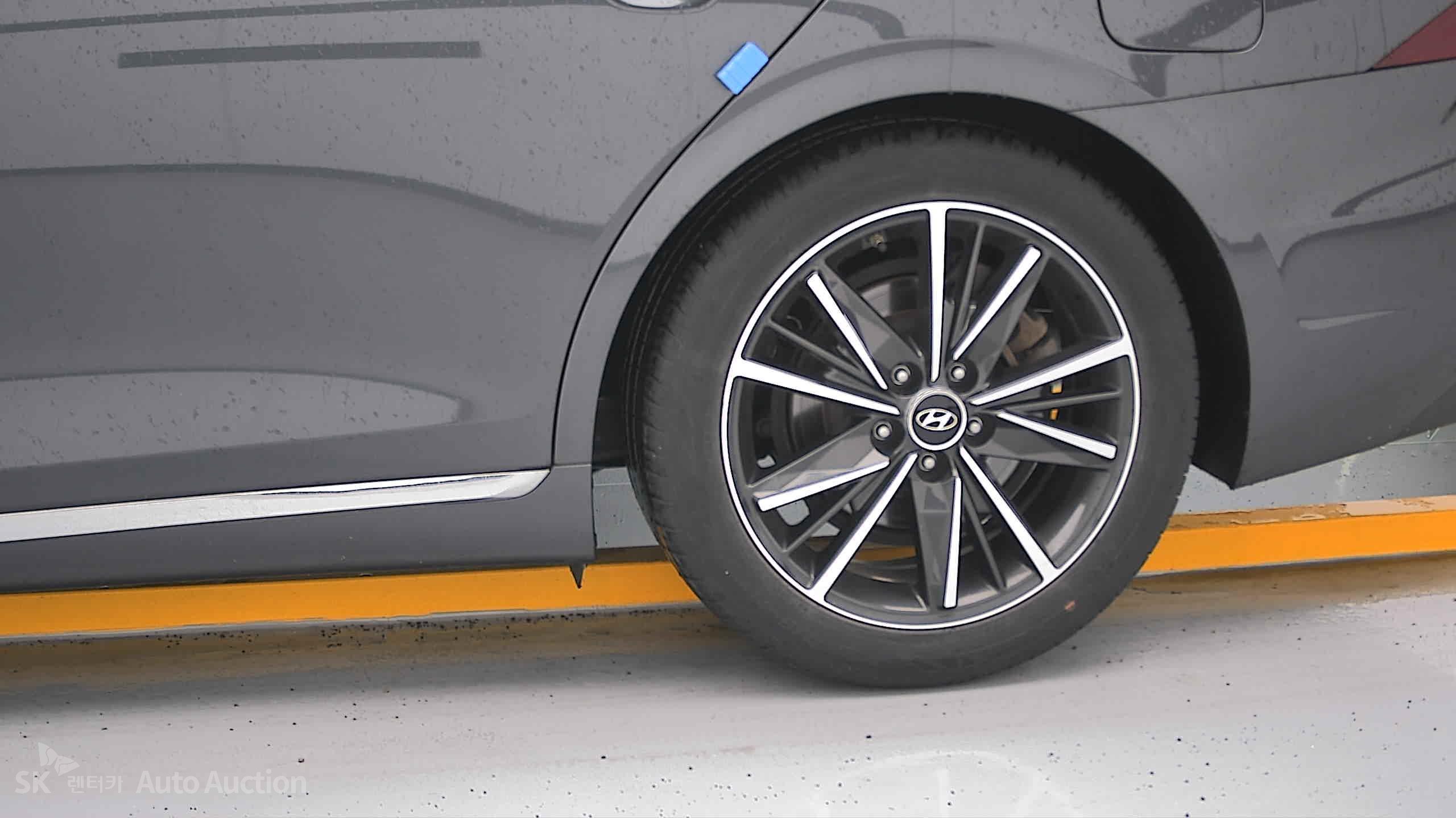 2022 - hyundai grandeur