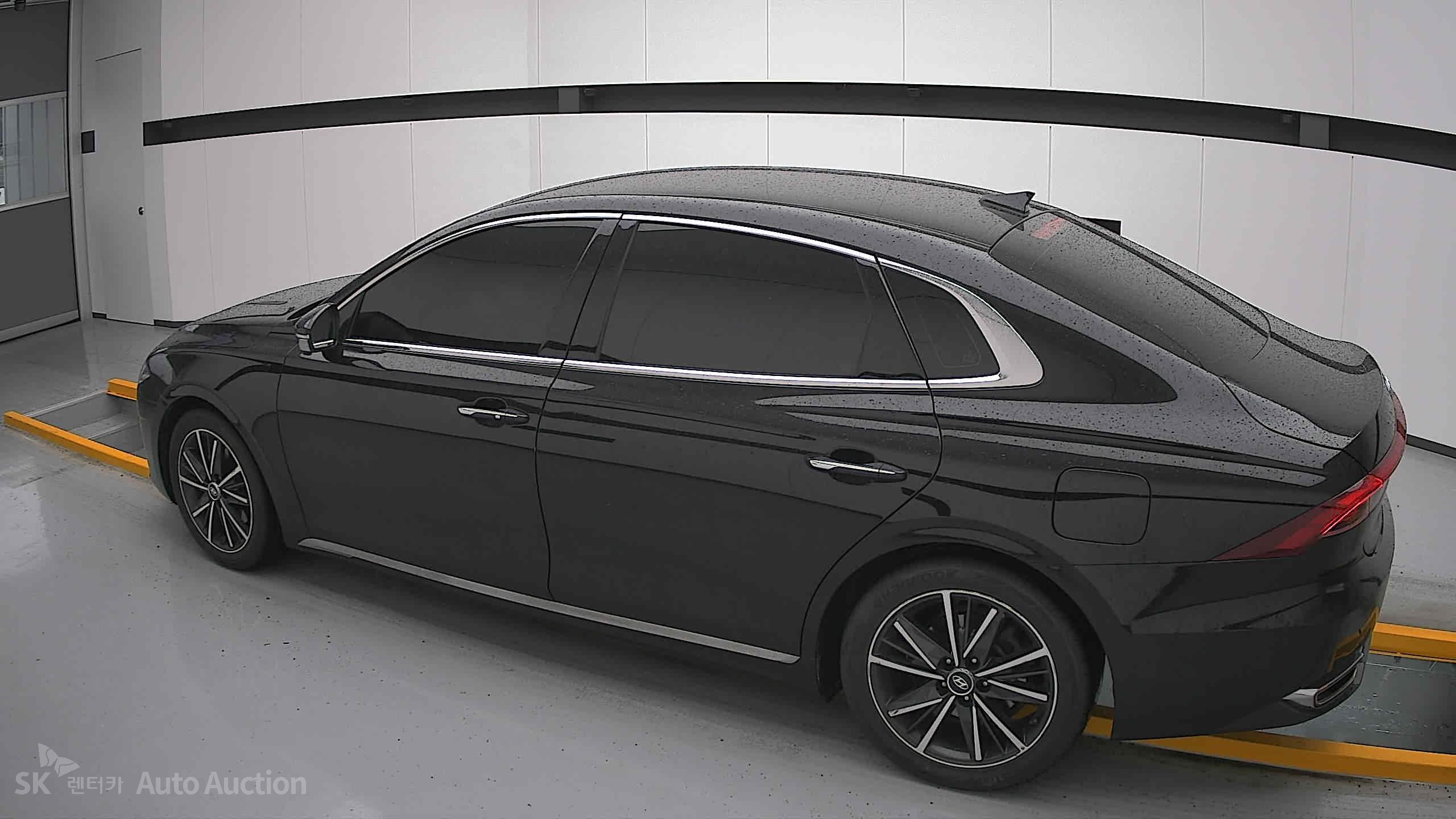 2022 - hyundai grandeur