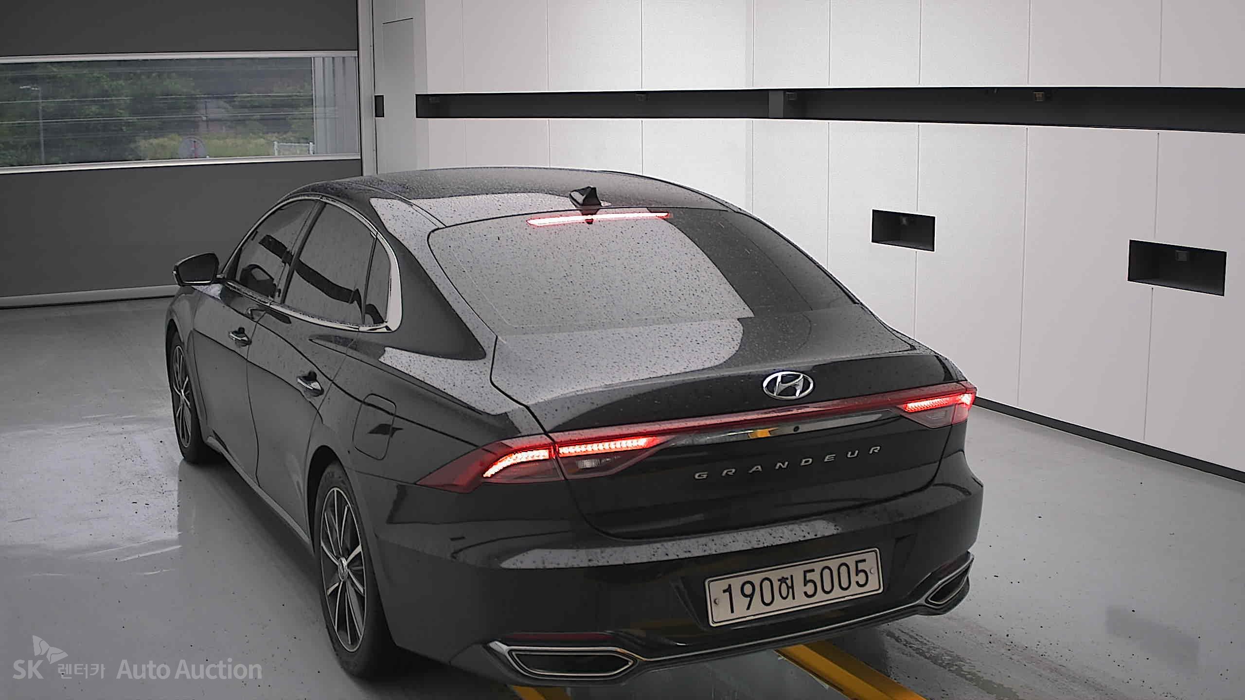 2022 - hyundai grandeur