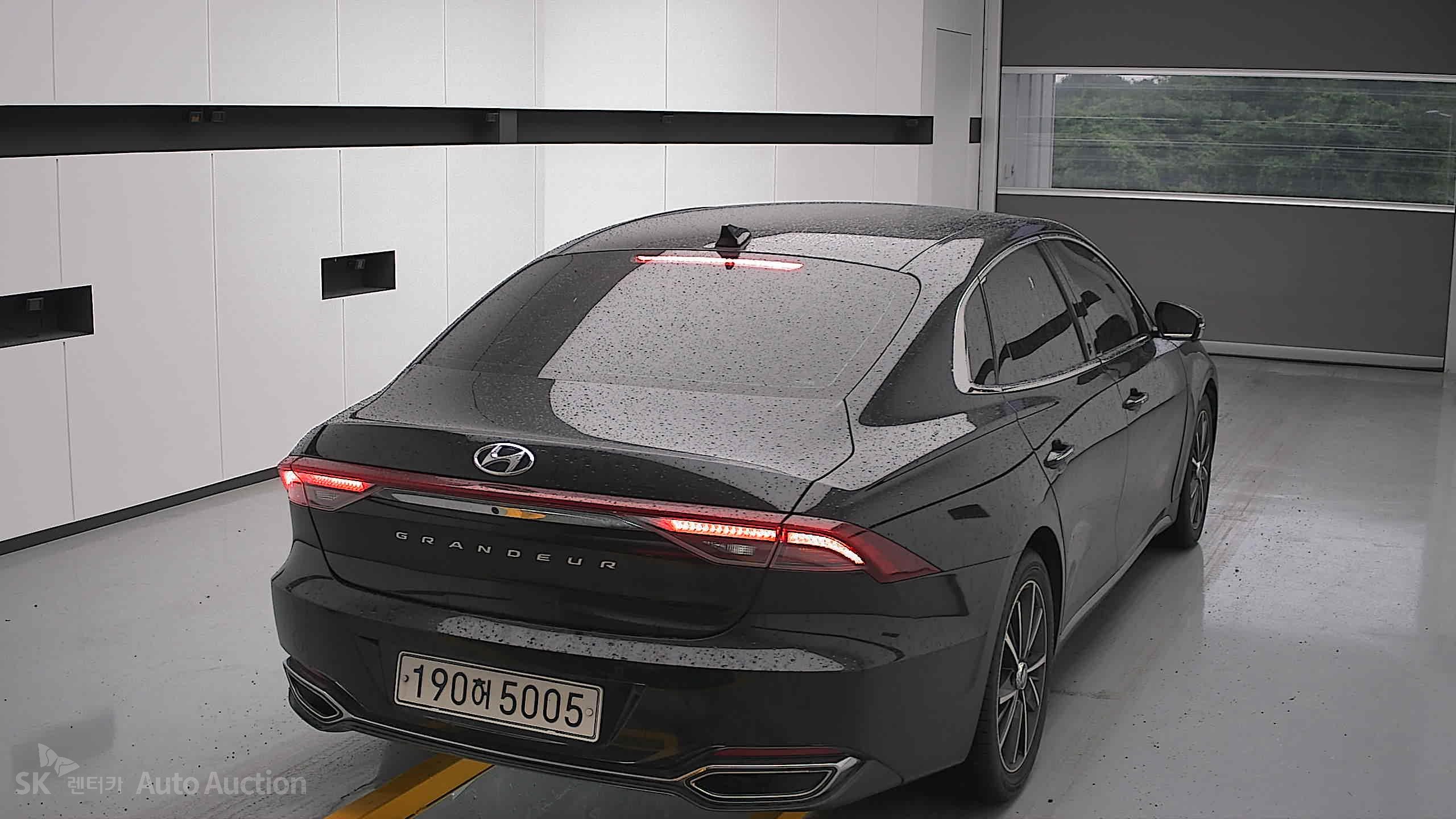 2022 - hyundai grandeur