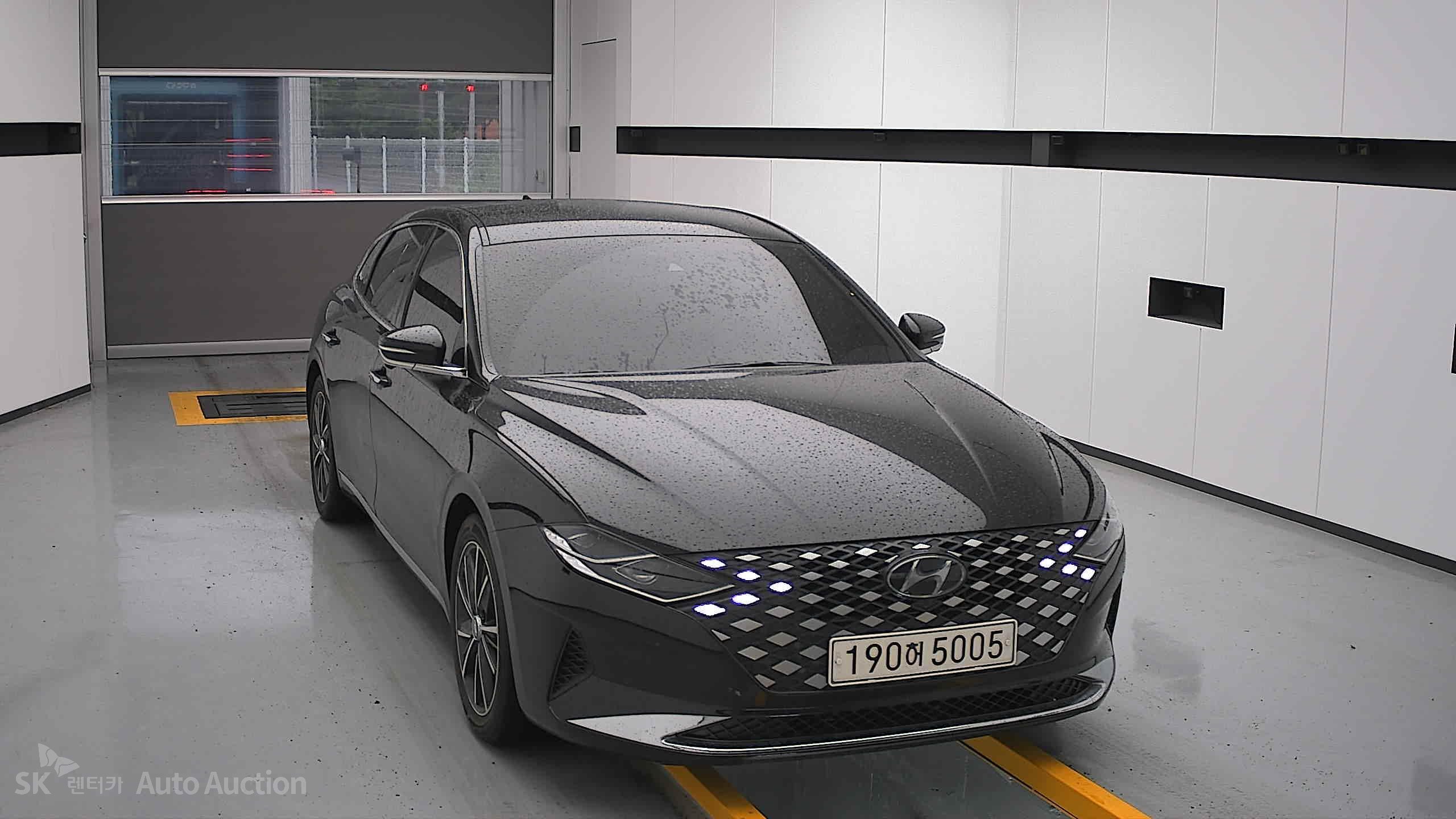 2022 - hyundai grandeur