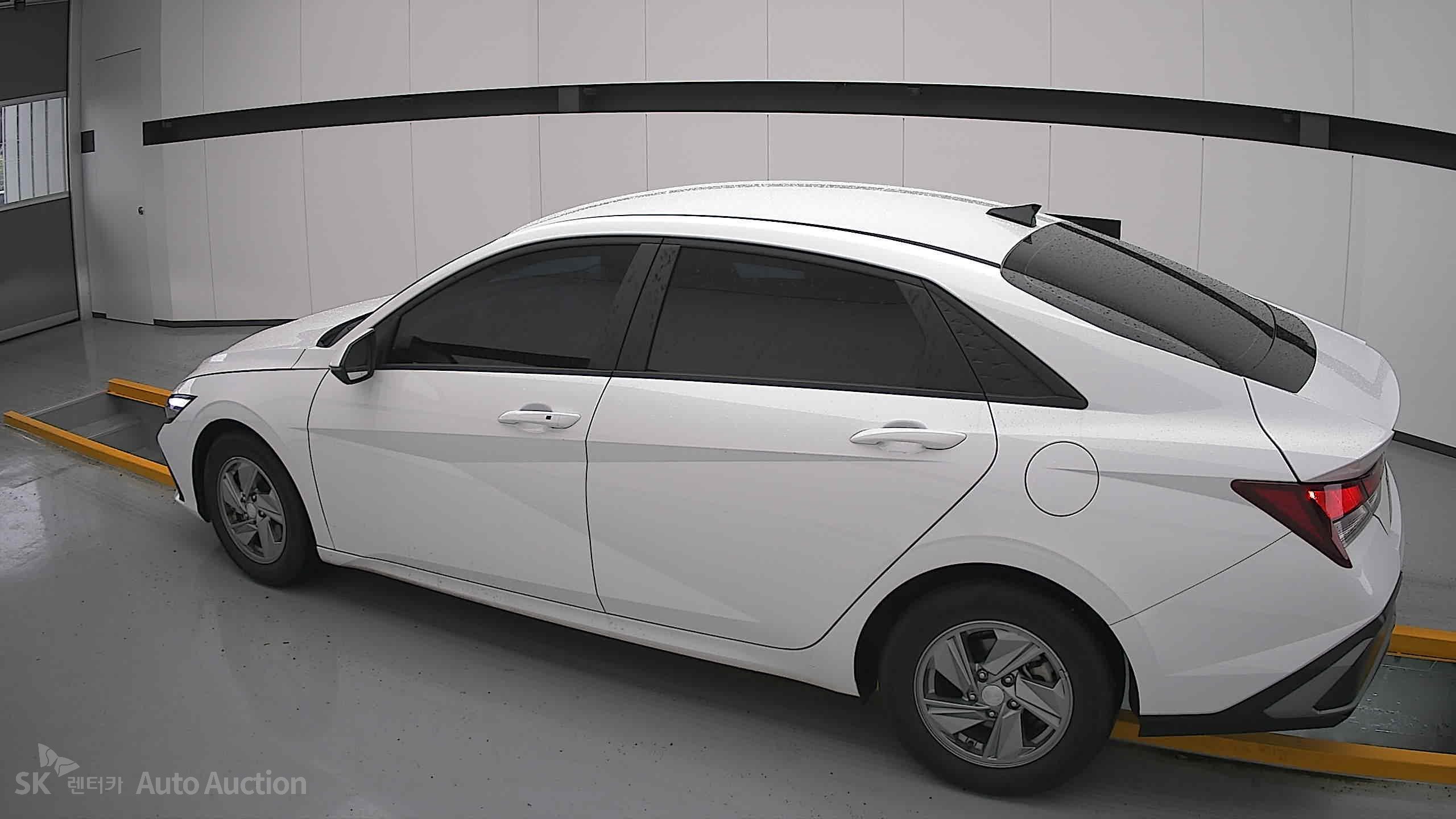 2024 - hyundai avante