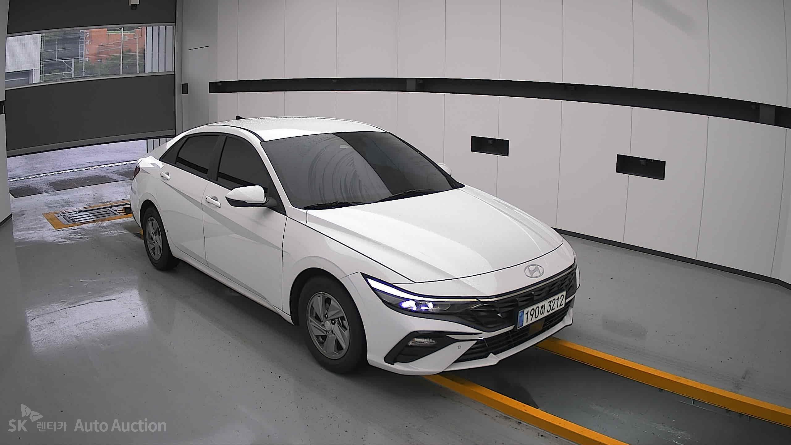 2024 - hyundai avante