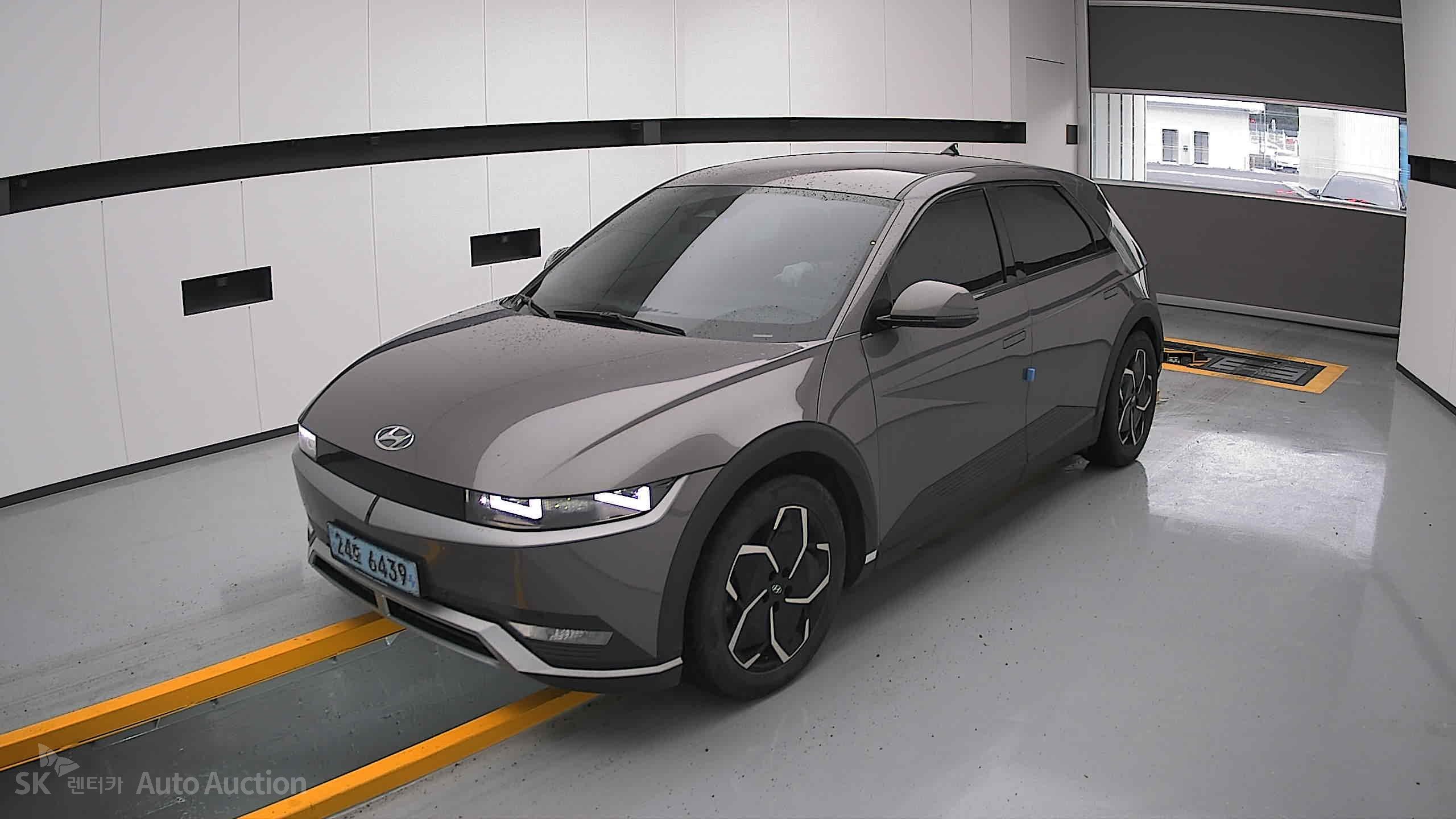 2022 - hyundai ioniq