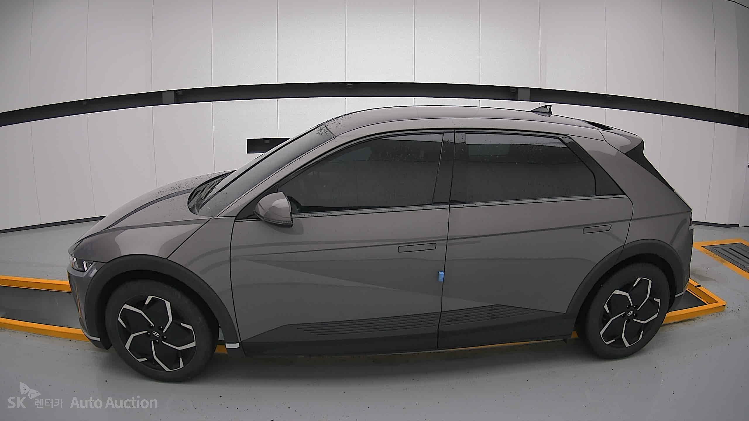 2022 - hyundai ioniq