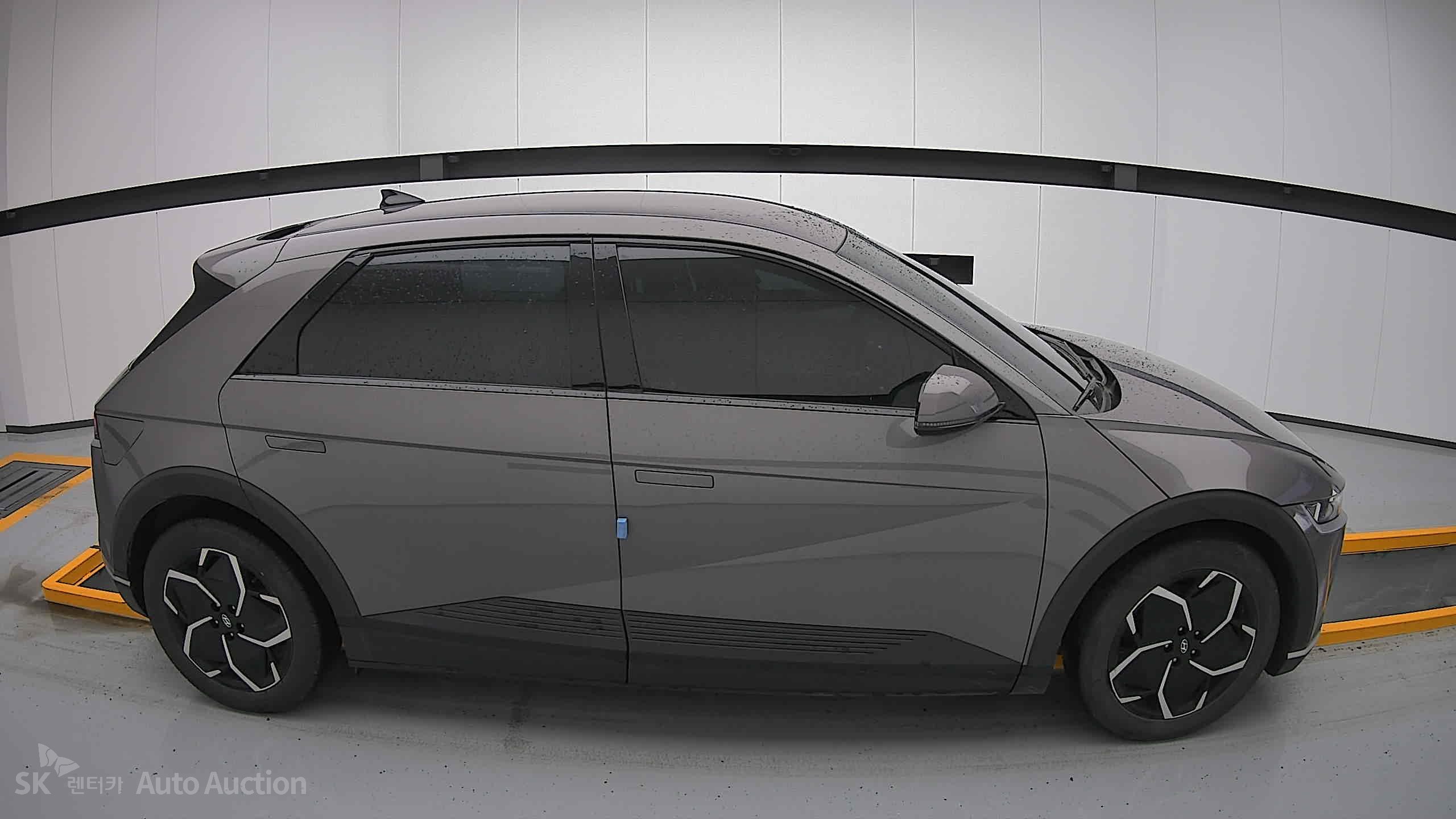 2022 - hyundai ioniq
