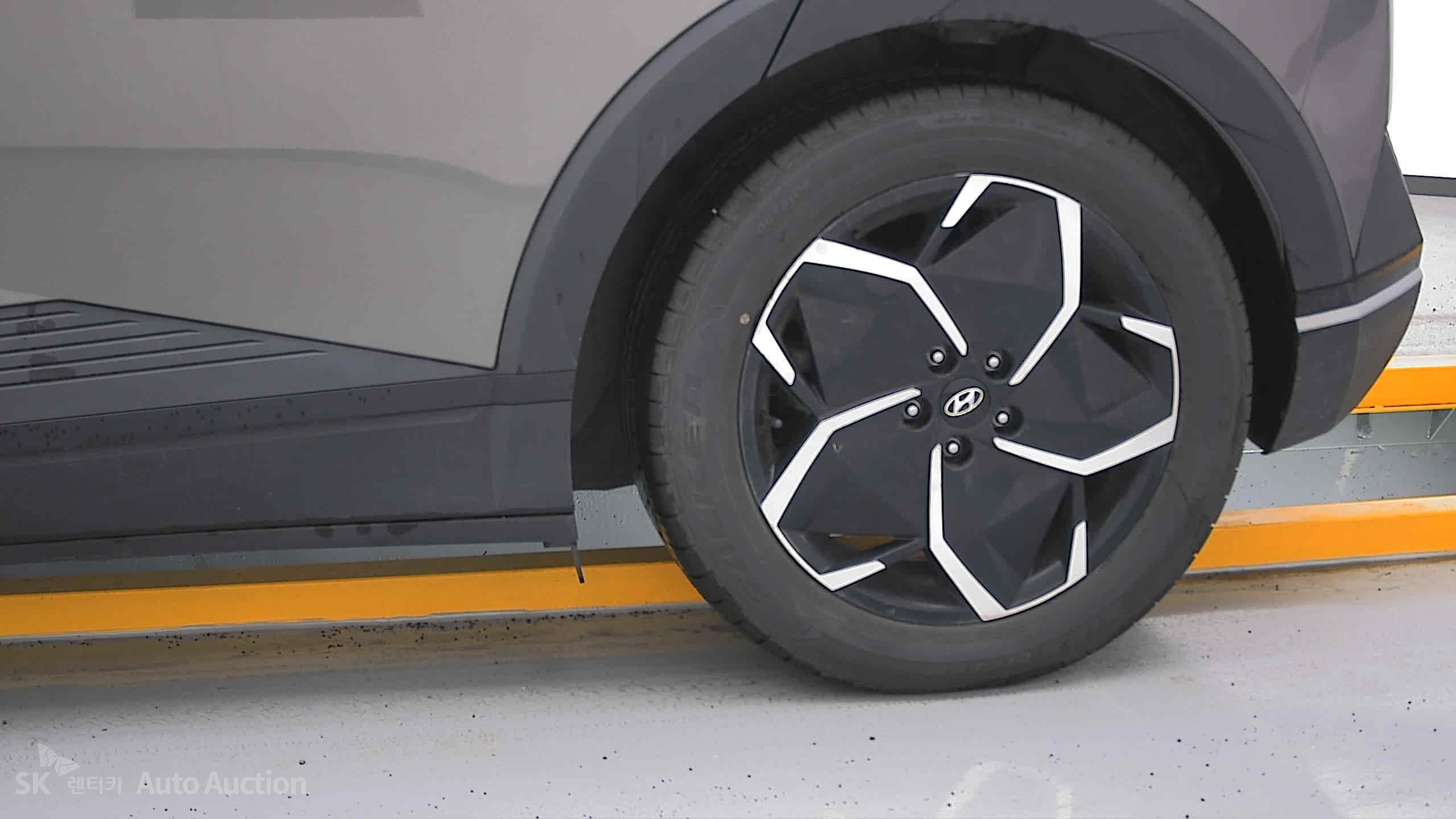 2022 - hyundai ioniq