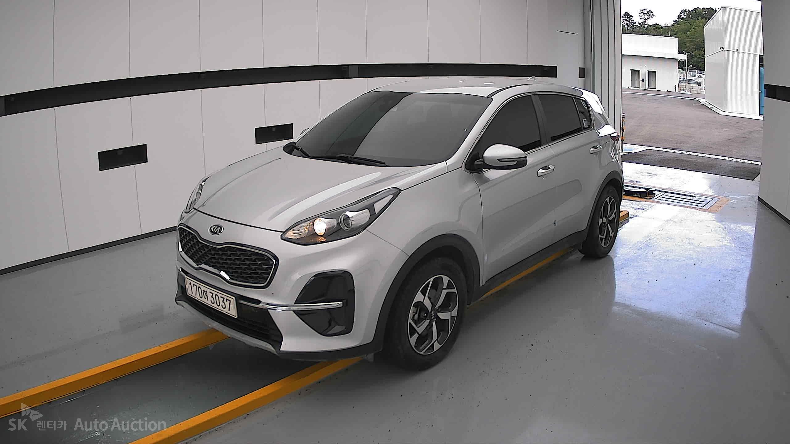 2022 - kia sportage
