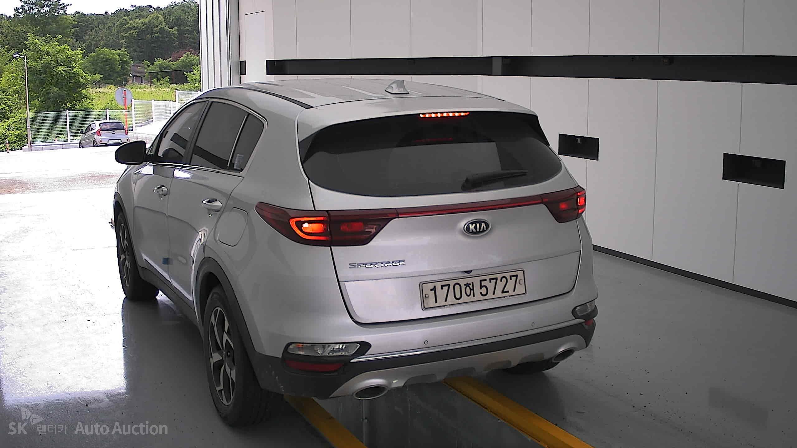 2022 - kia sportage