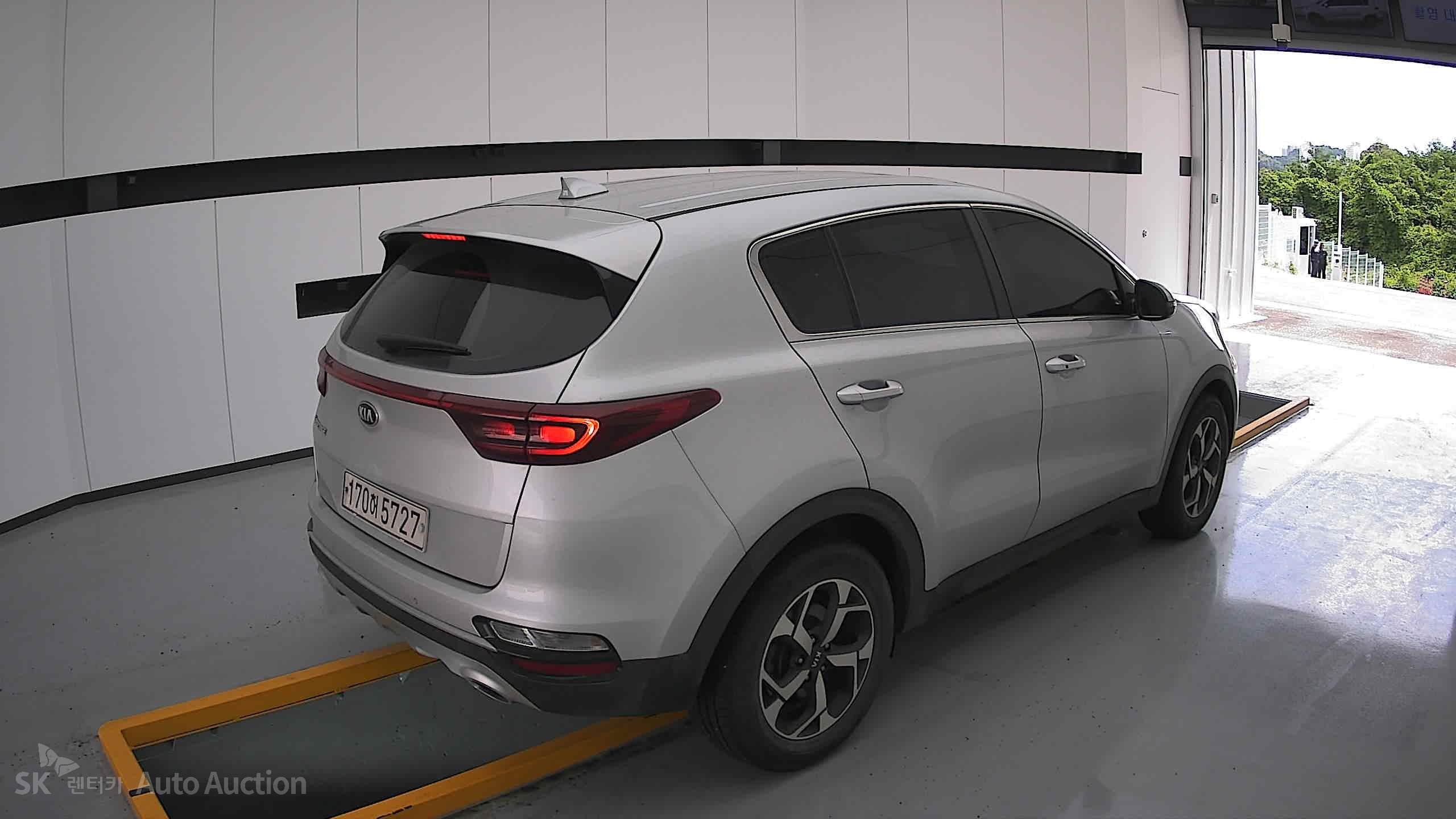2022 - kia sportage