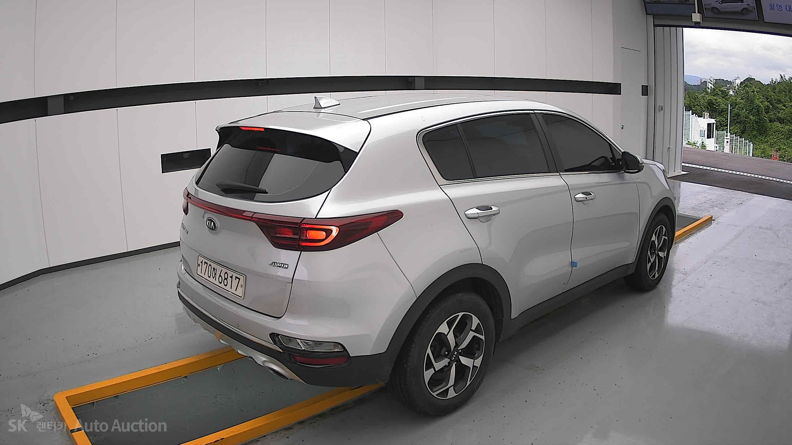 2022 - kia sportage