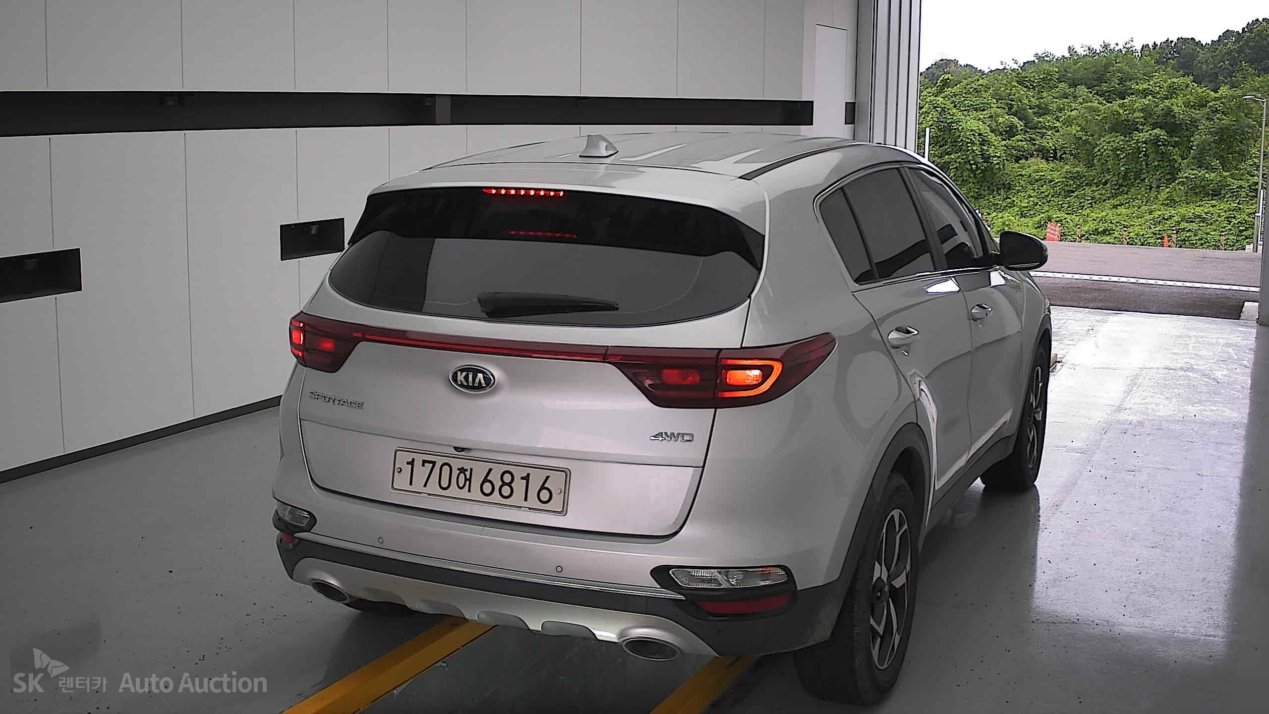 2022 - kia sportage