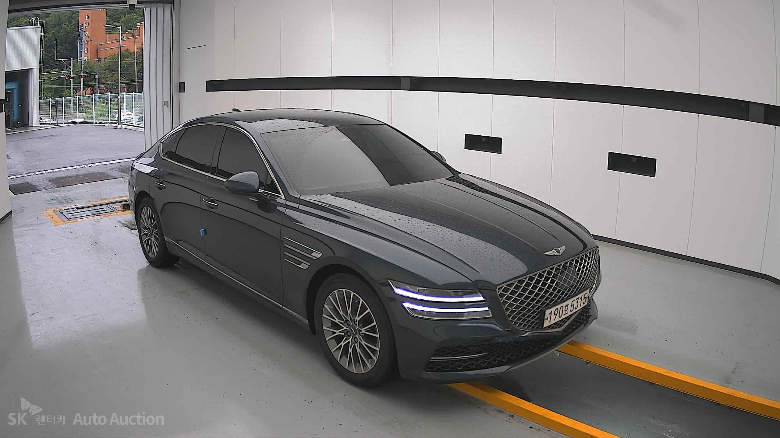 2022 - genesis g80