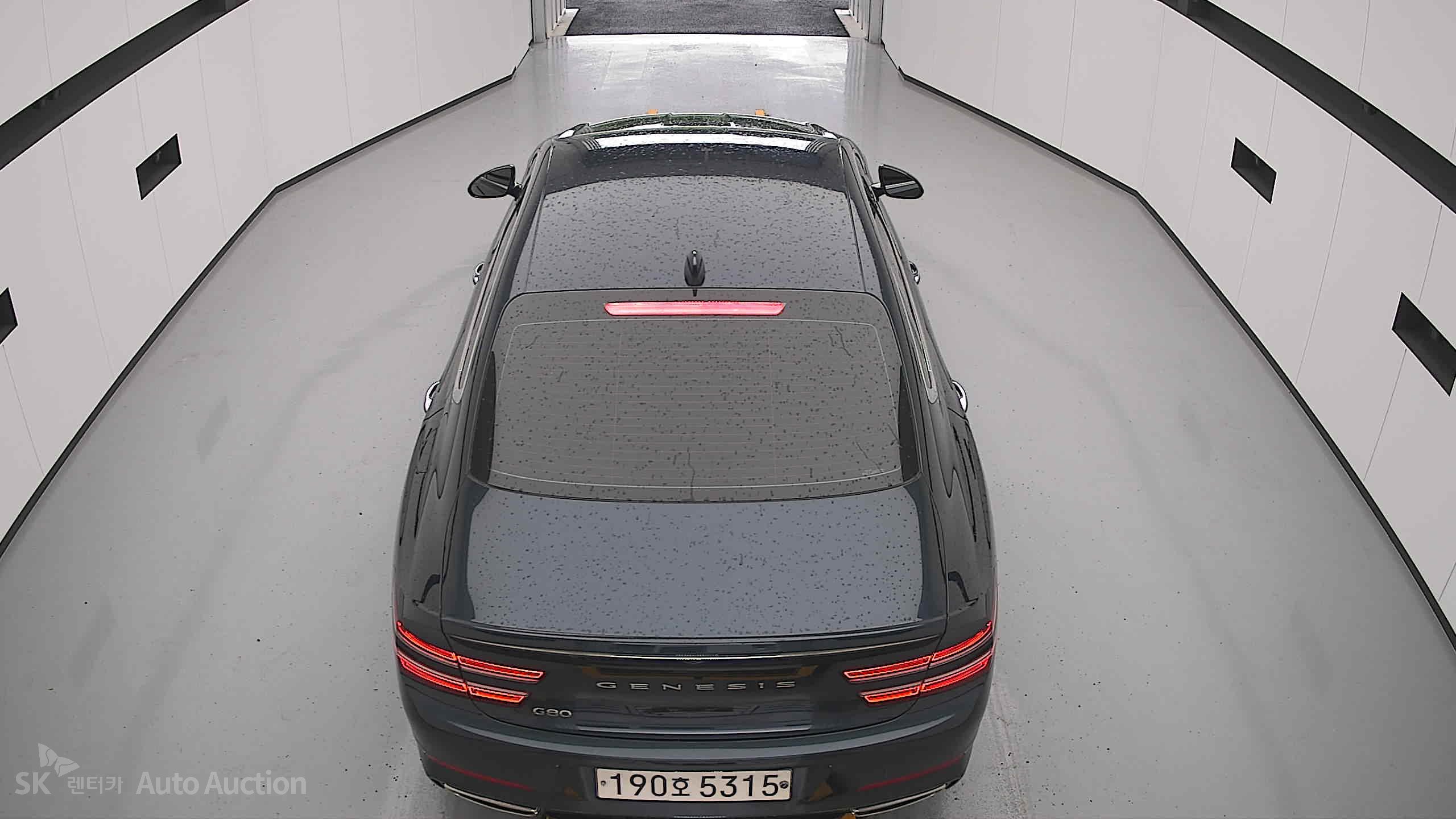 2022 - genesis g80