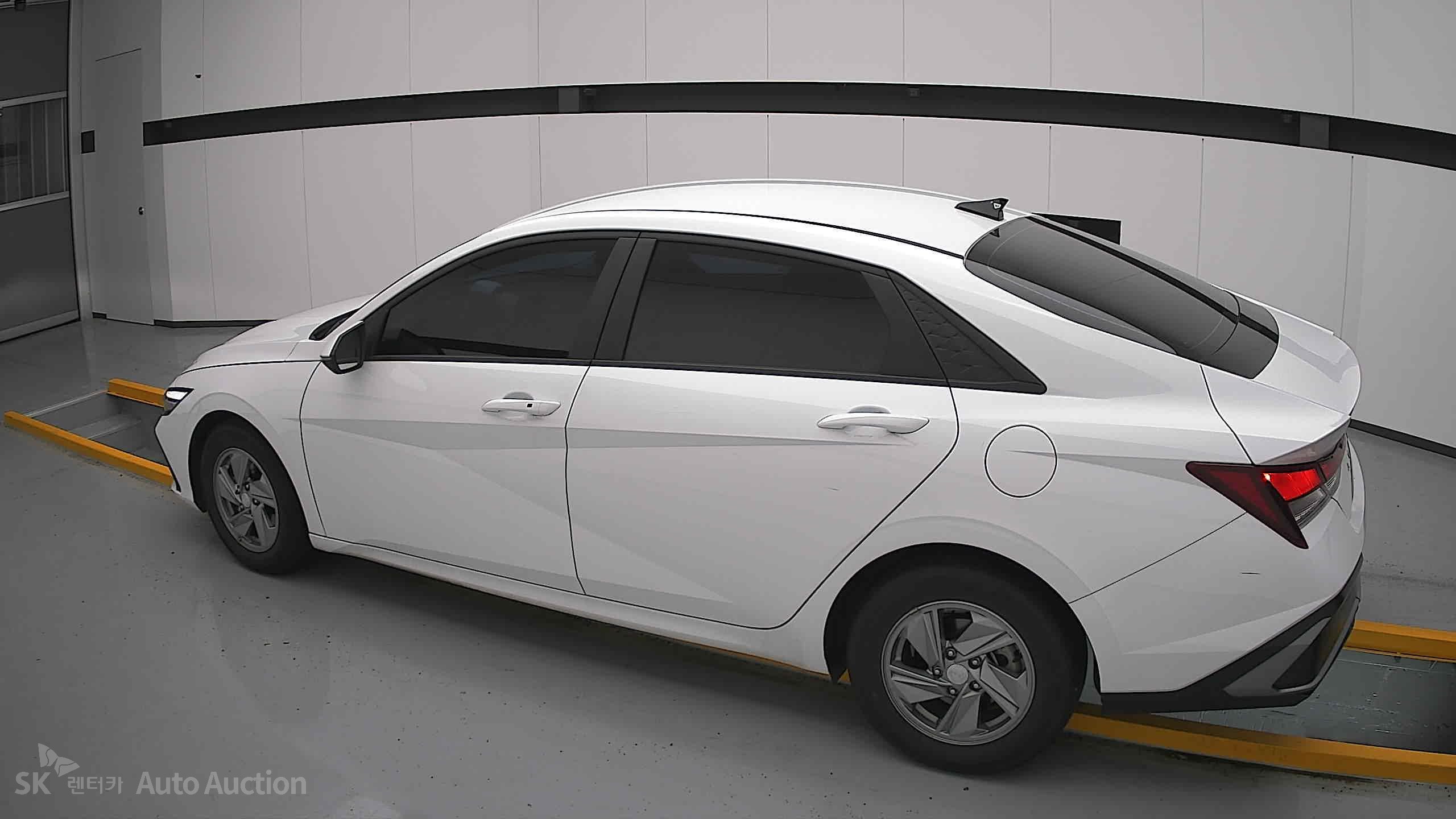 2024 - hyundai avante