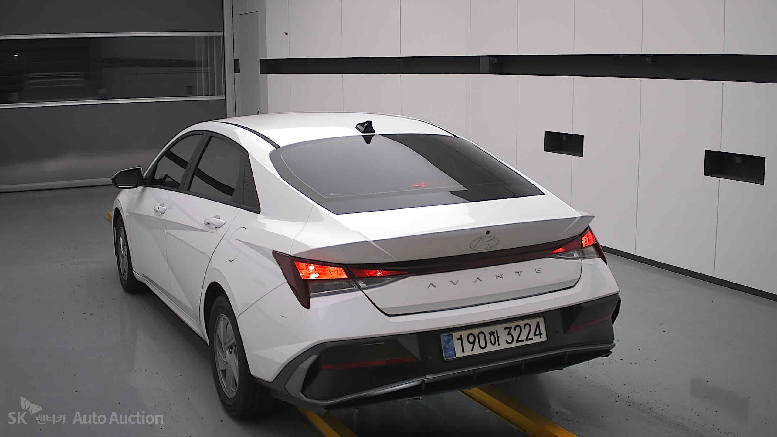 2024 - hyundai avante