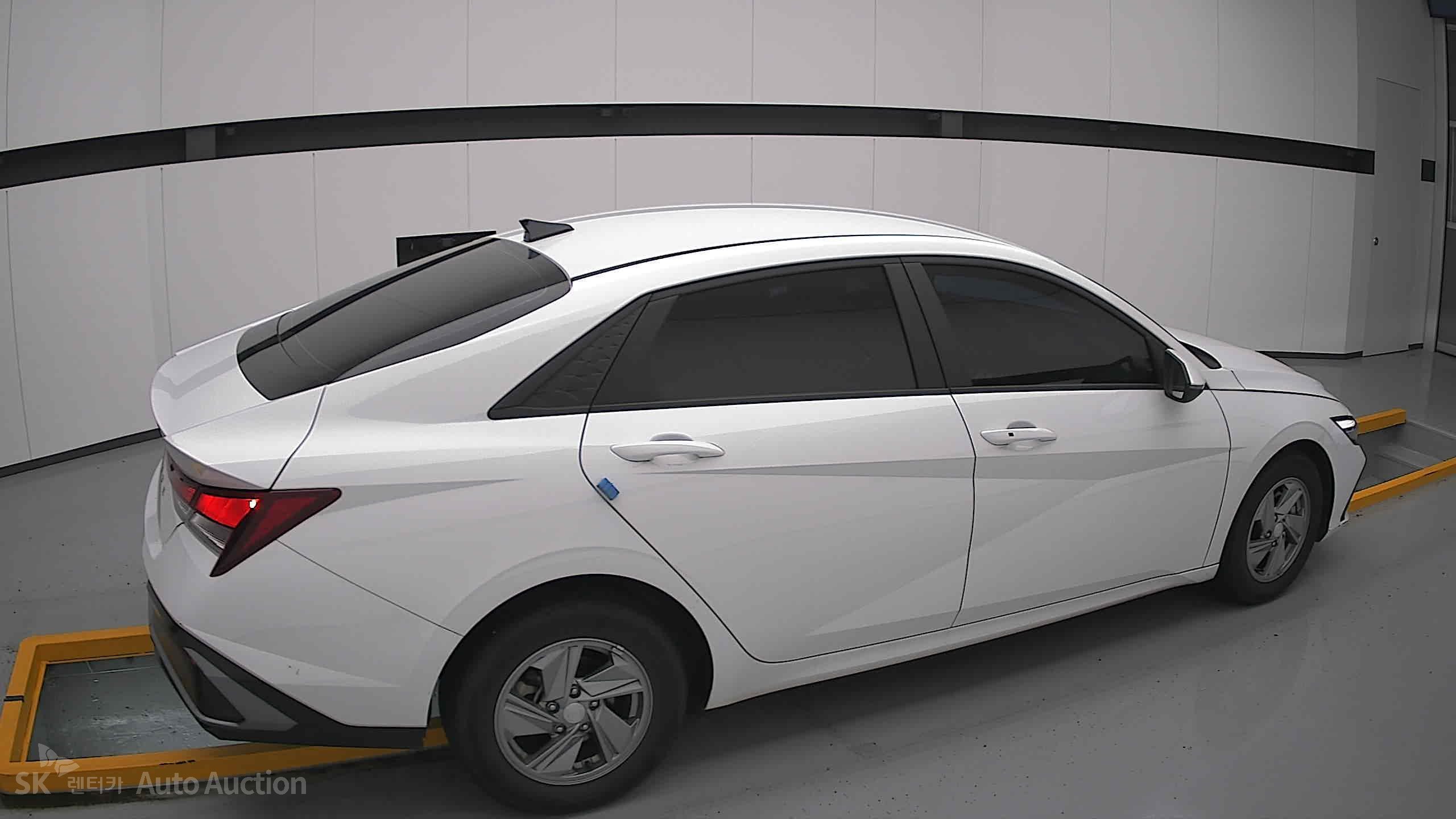 2024 - hyundai avante