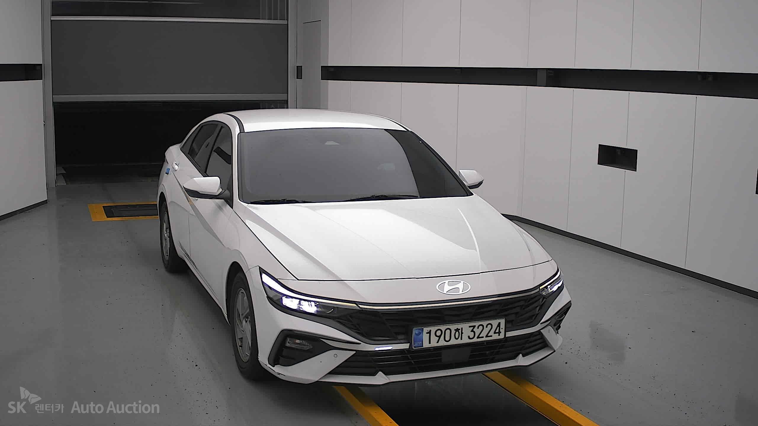 2024 - hyundai avante