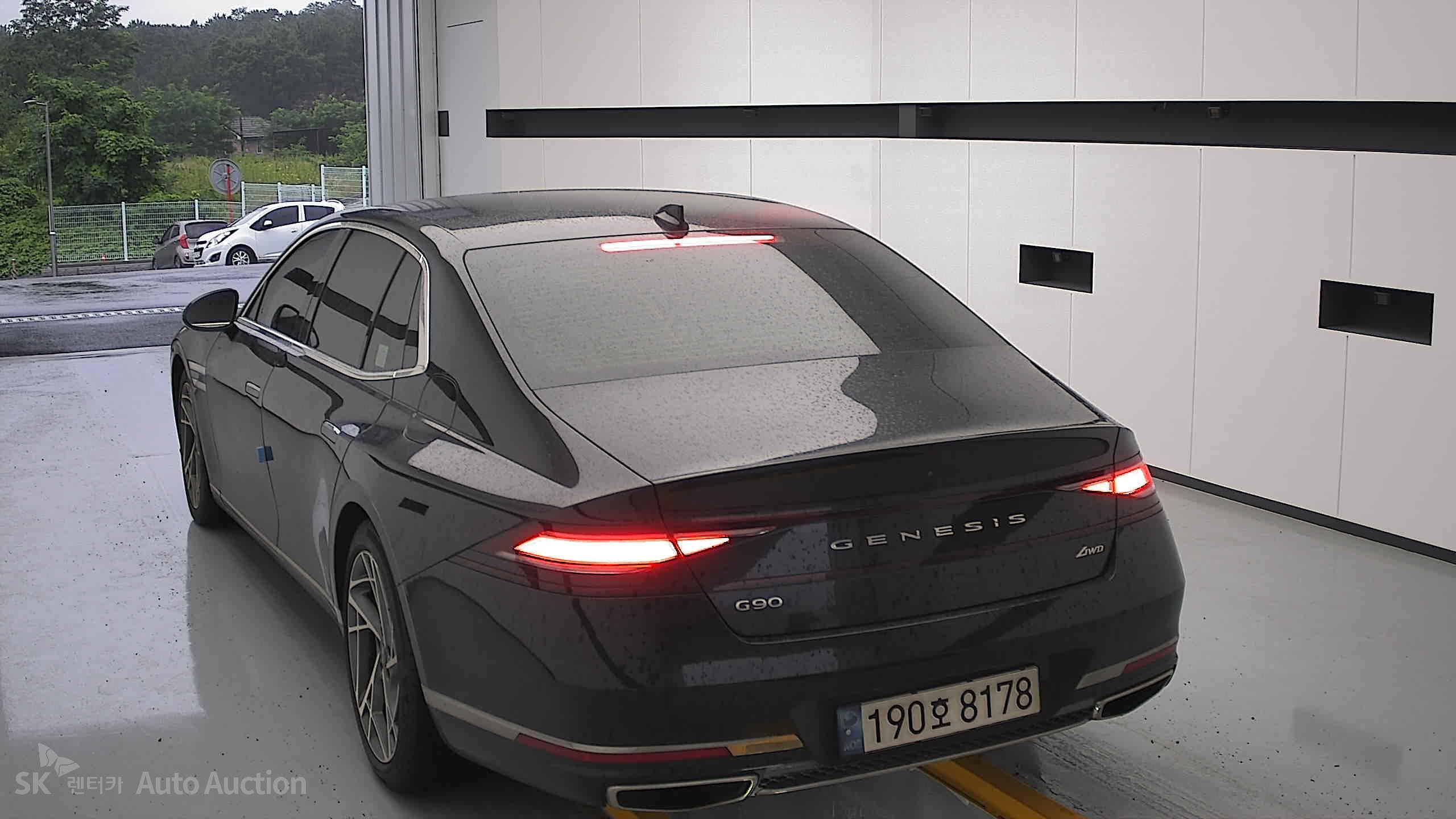 2022 - genesis g90