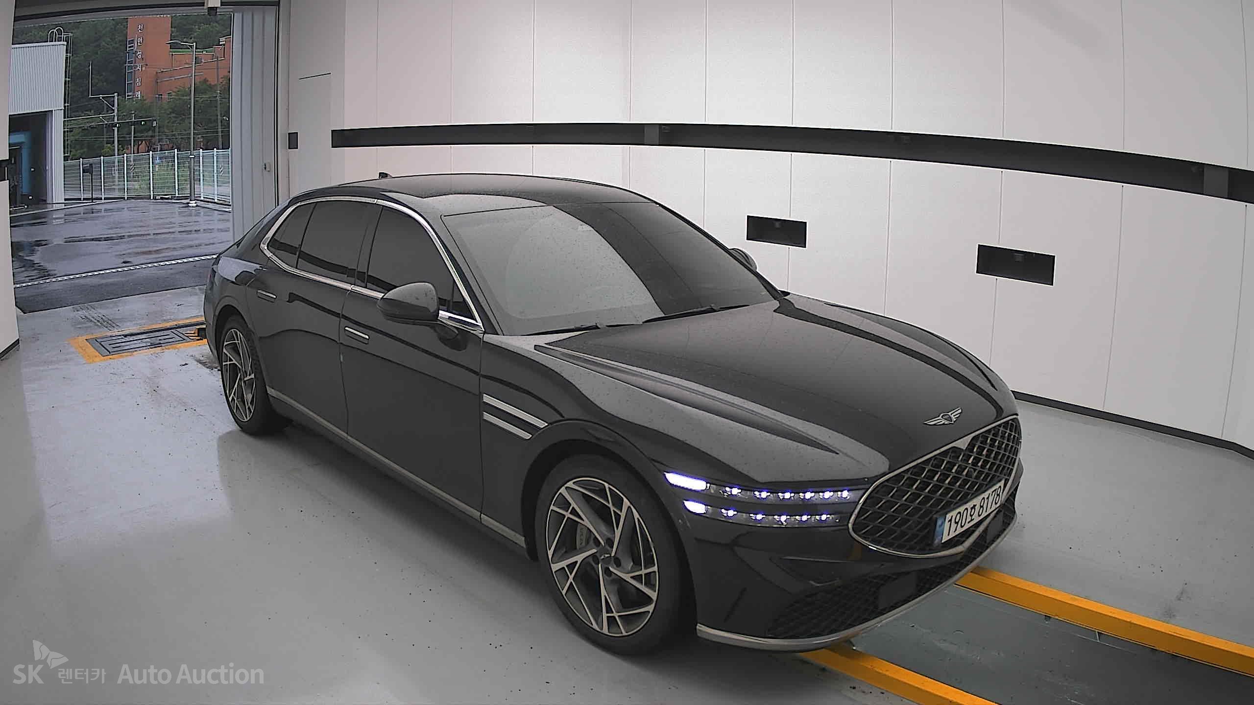 2022 - genesis g90