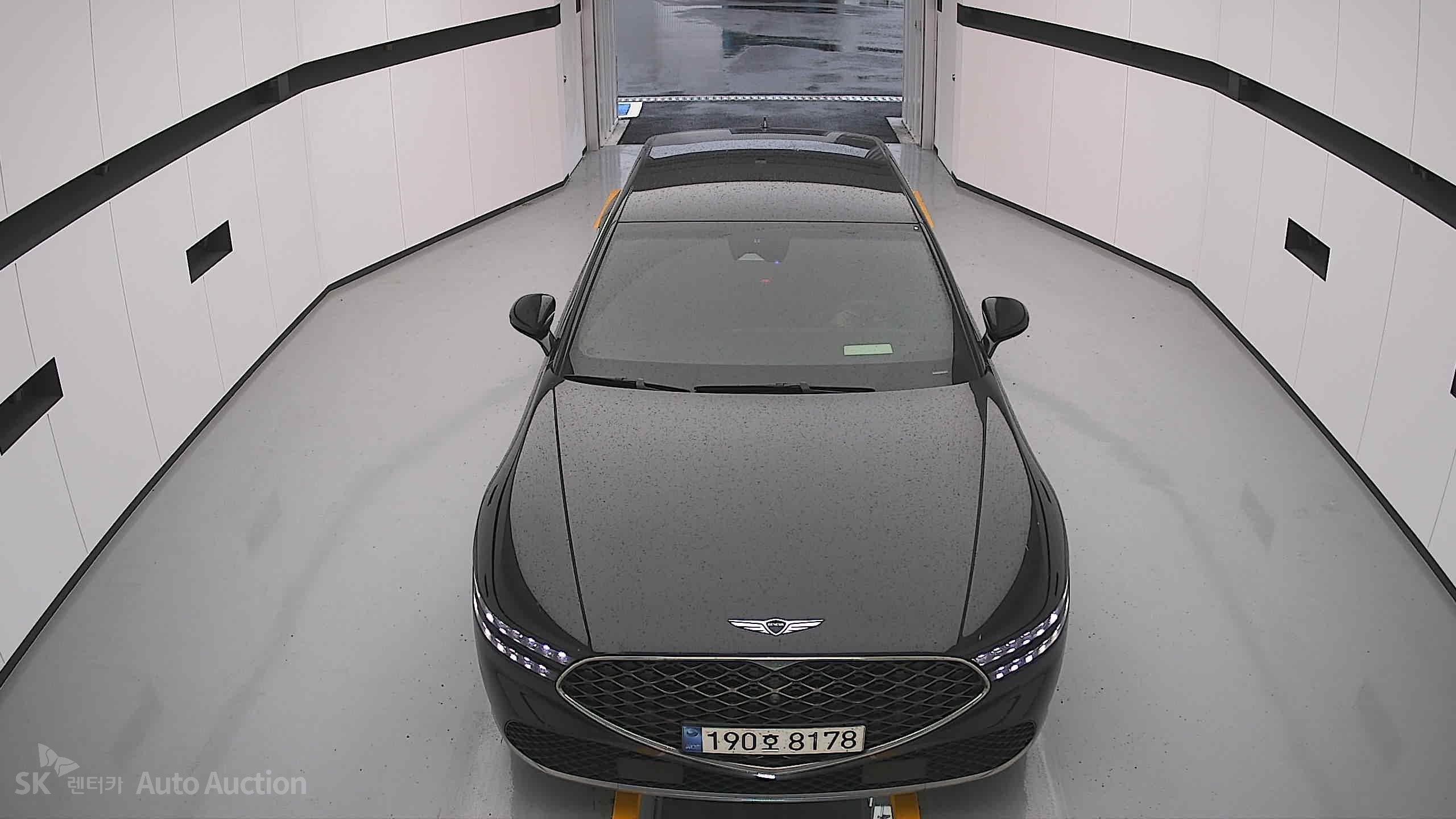 2022 - genesis g90