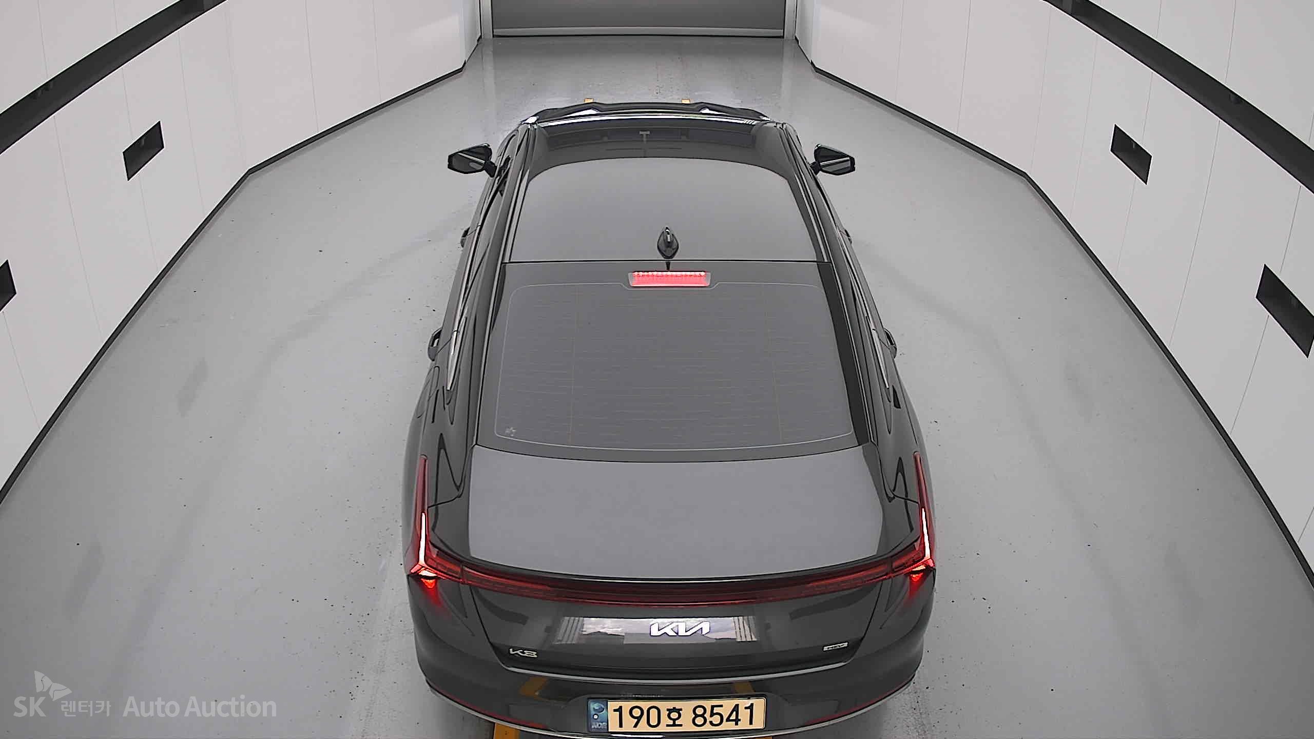 2023 - kia k8