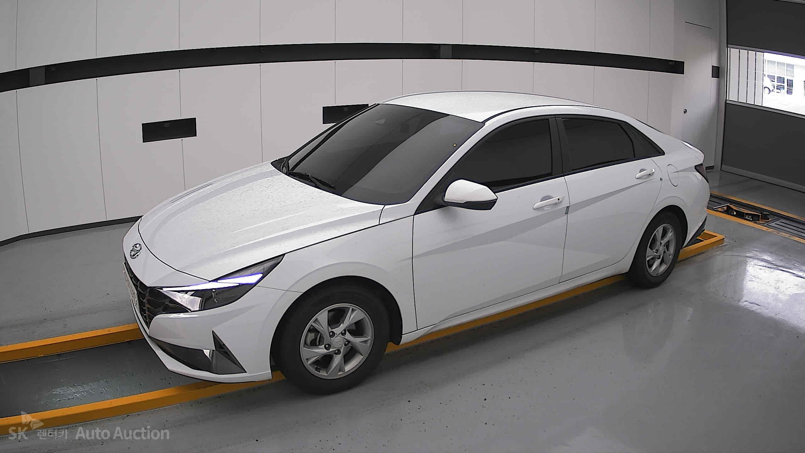 2021 - hyundai avante