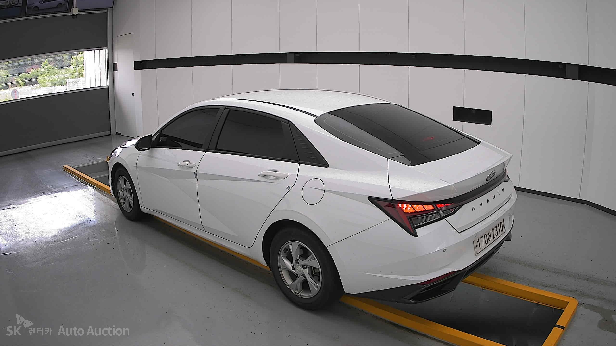 2021 - hyundai avante