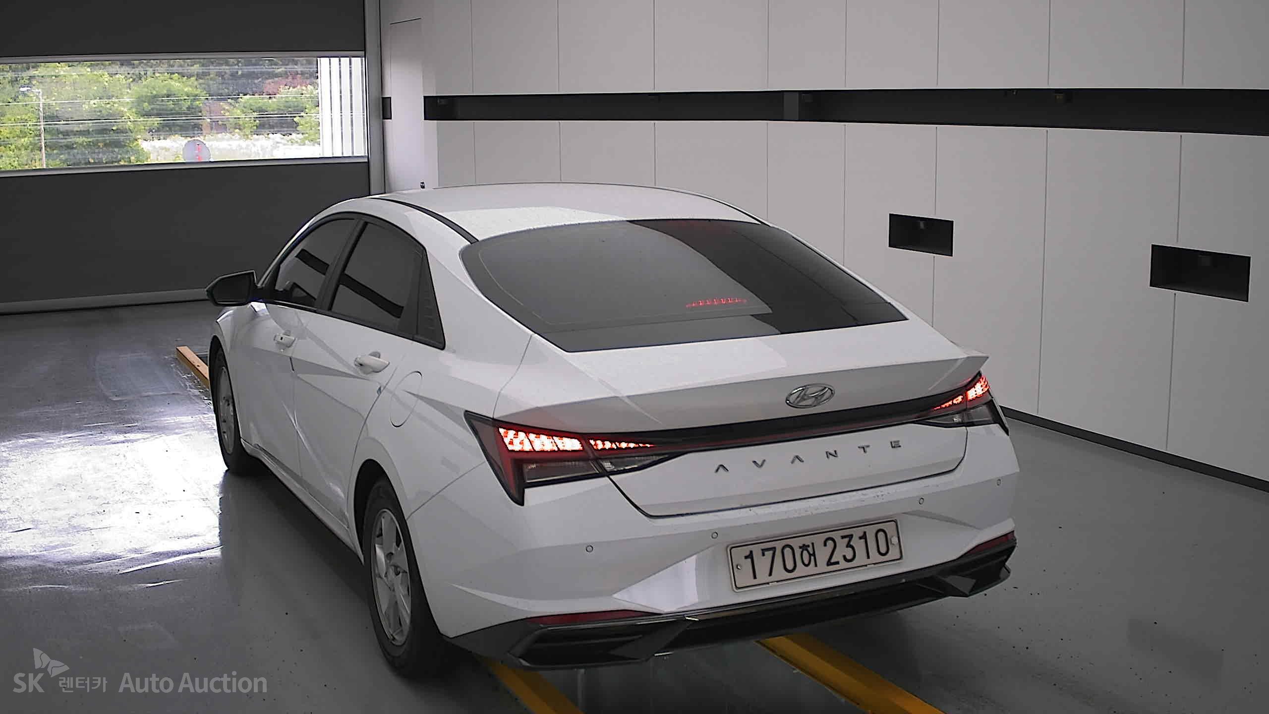2021 - hyundai avante