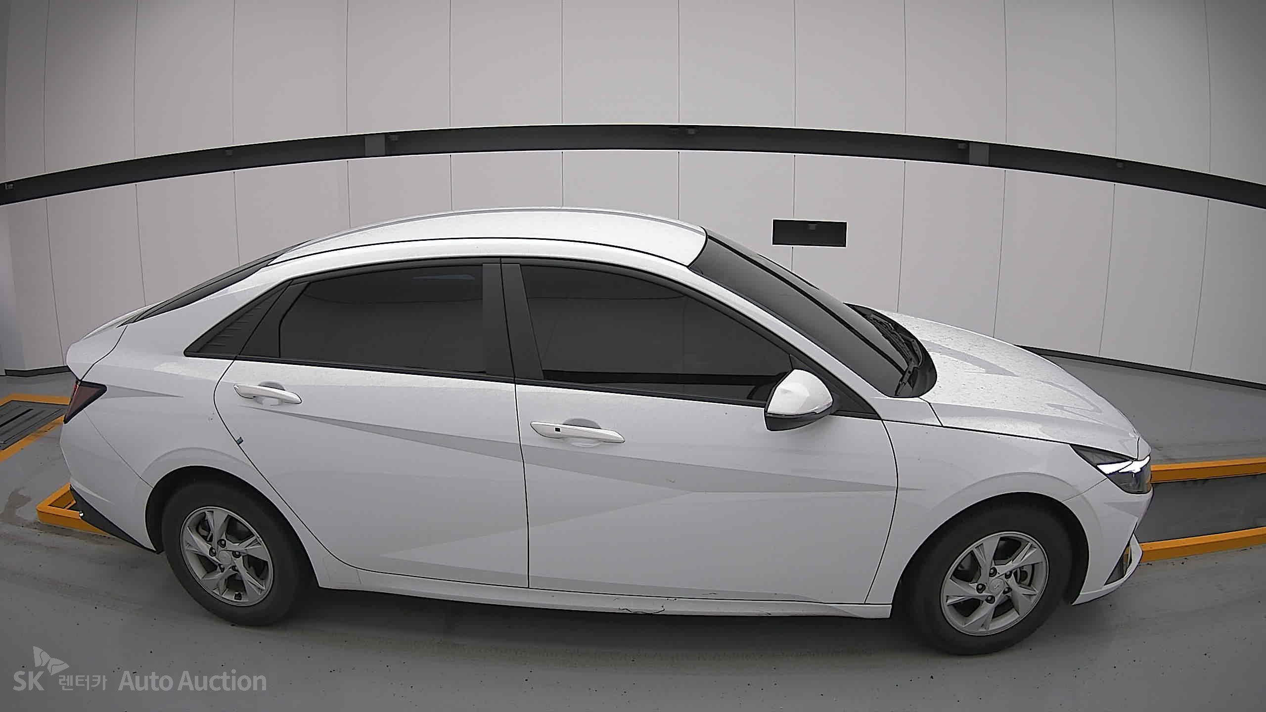 2021 - hyundai avante