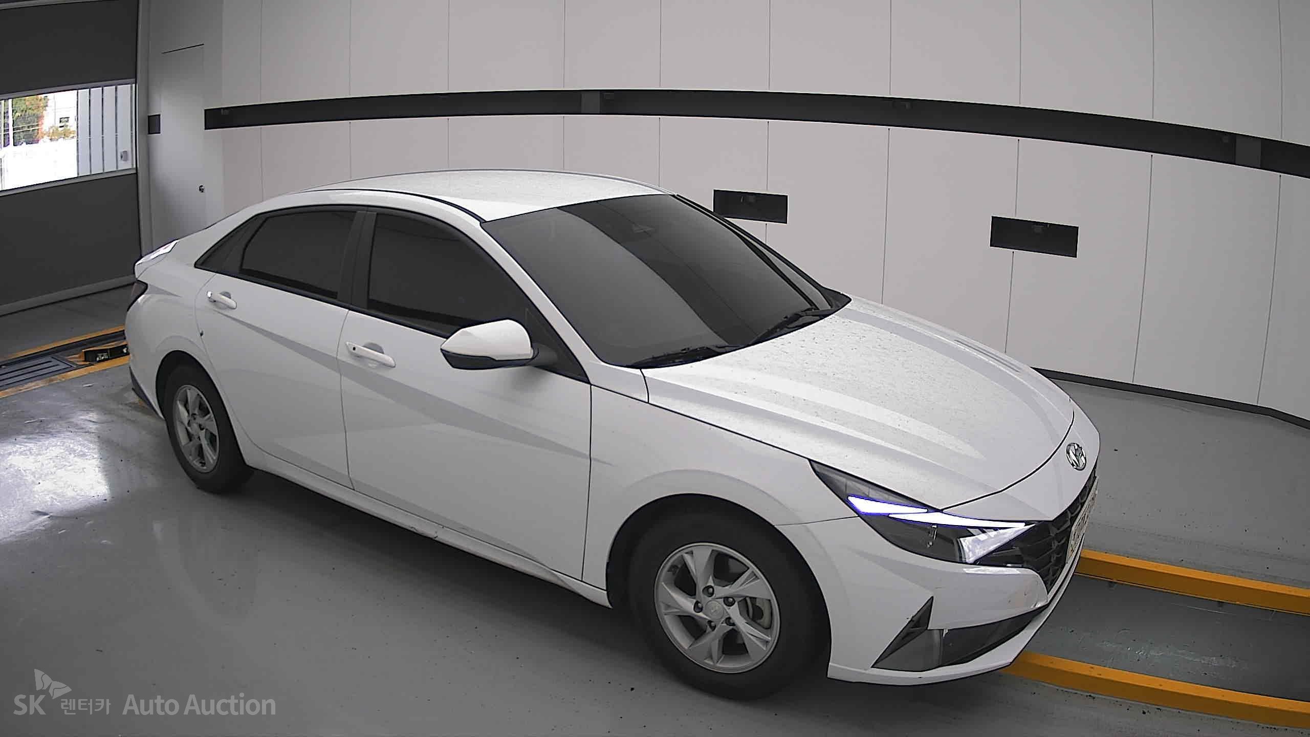 2021 - hyundai avante
