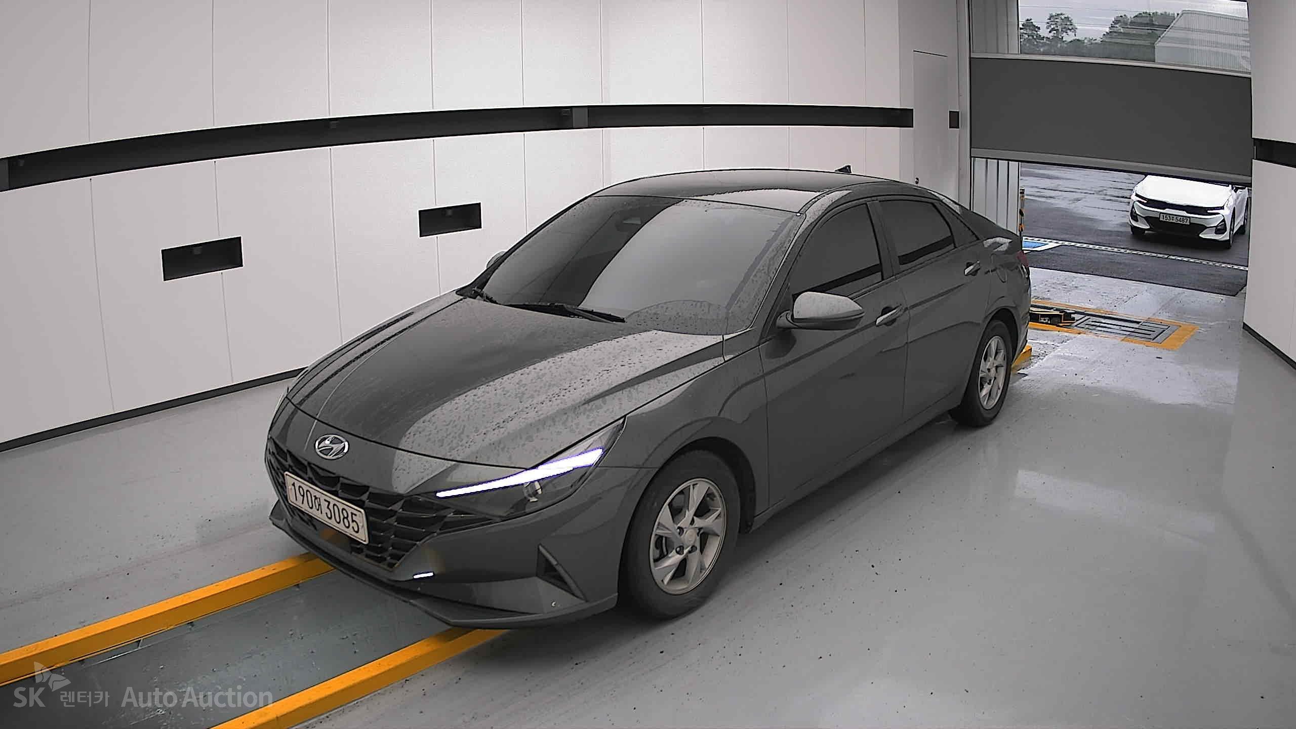 2022 - hyundai avante