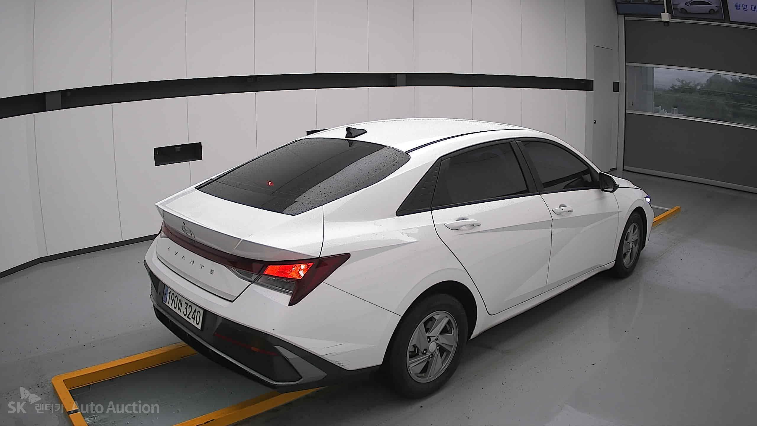 2024 - hyundai avante
