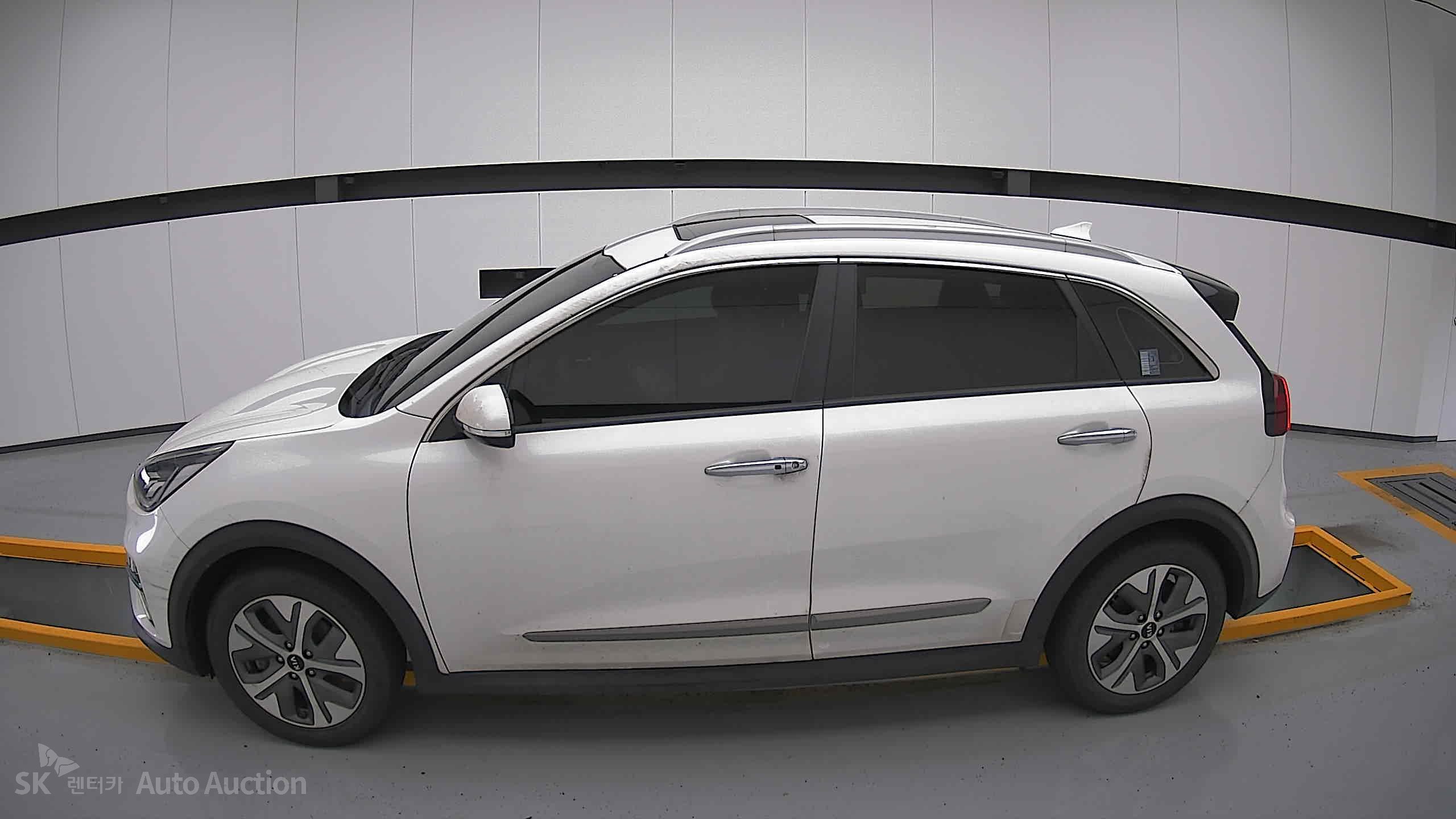 2021 - kia niro