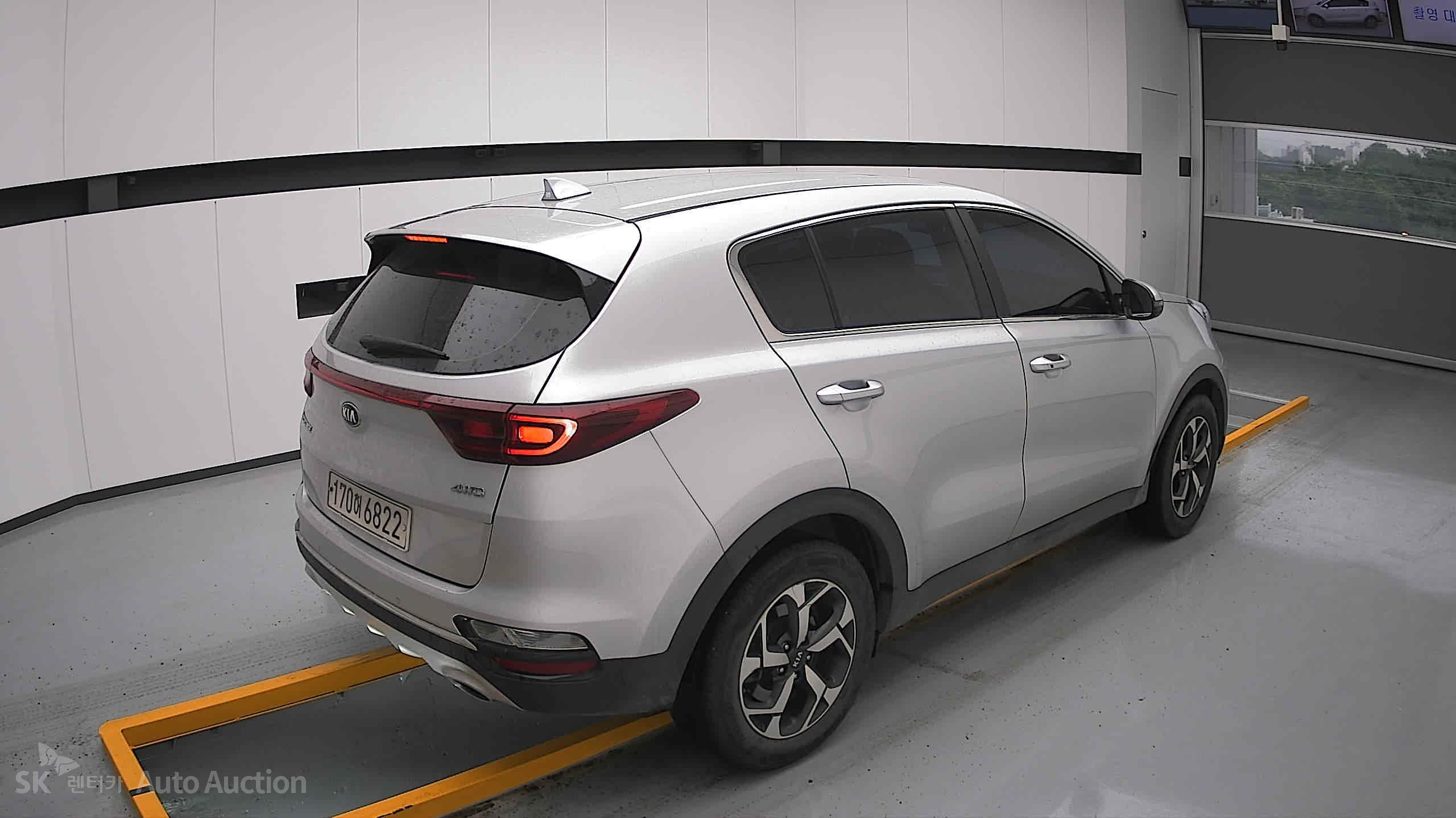 2022 - kia sportage