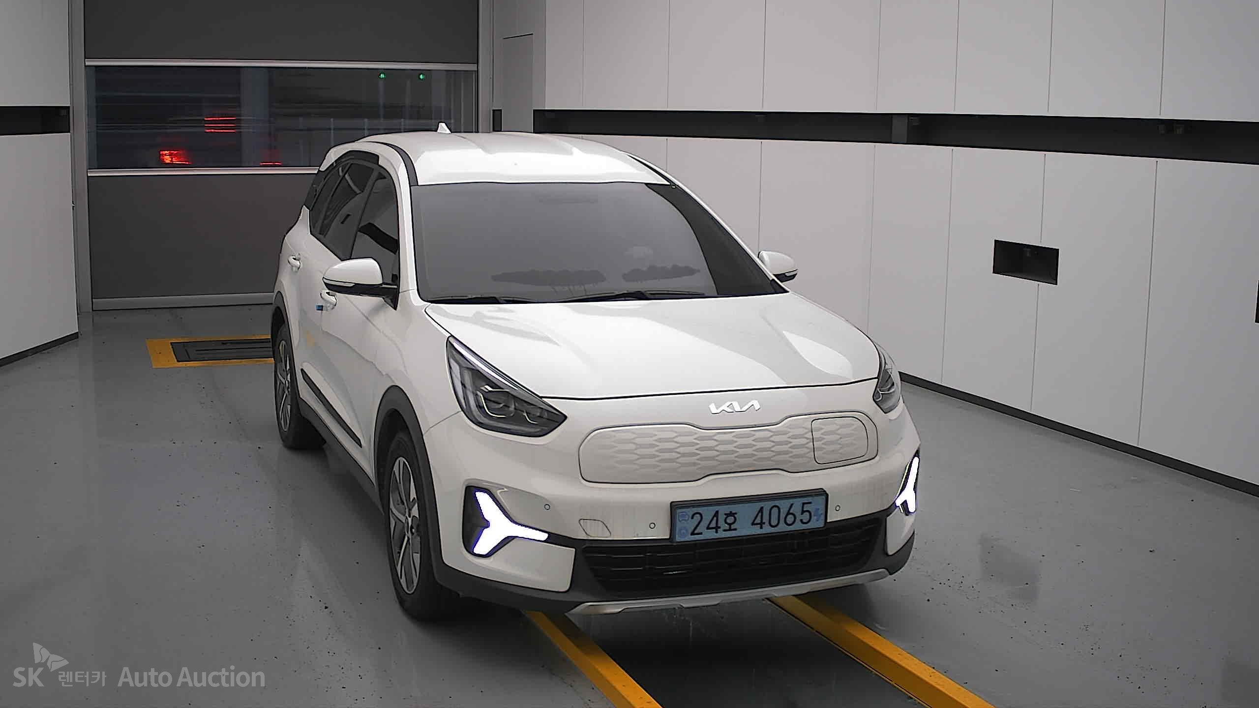 2023 - kia niro