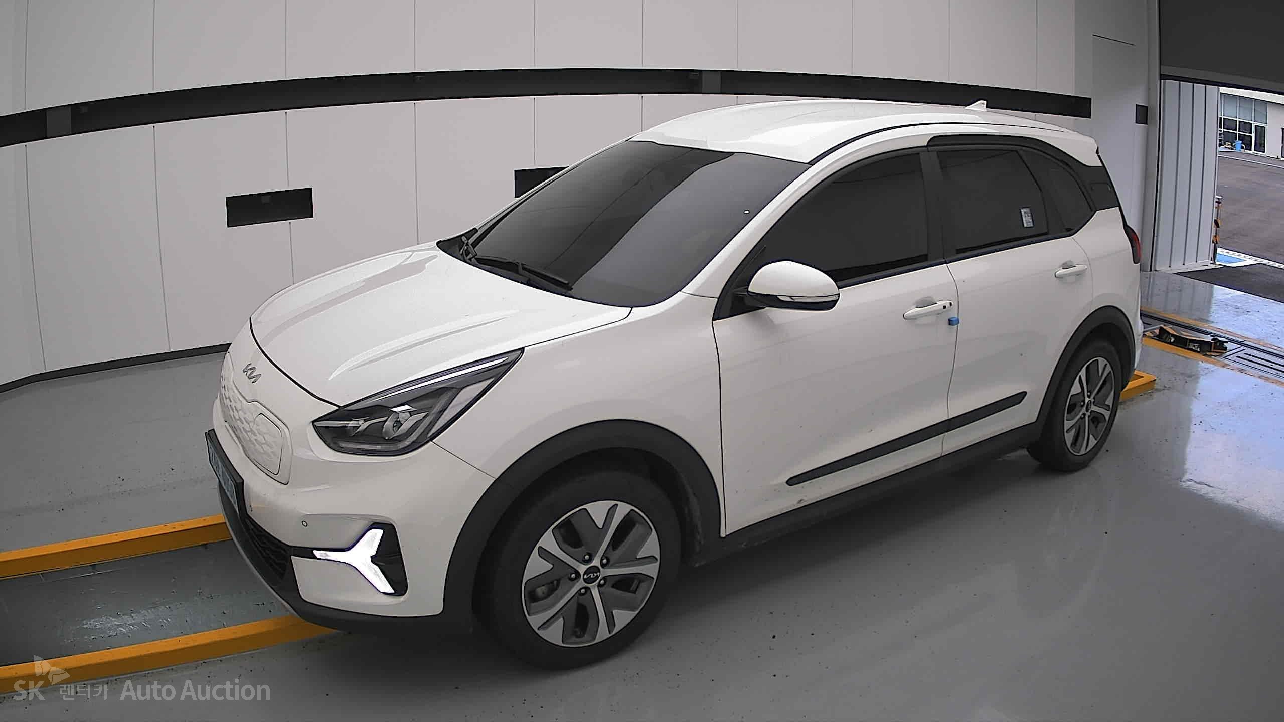 2023 - kia niro