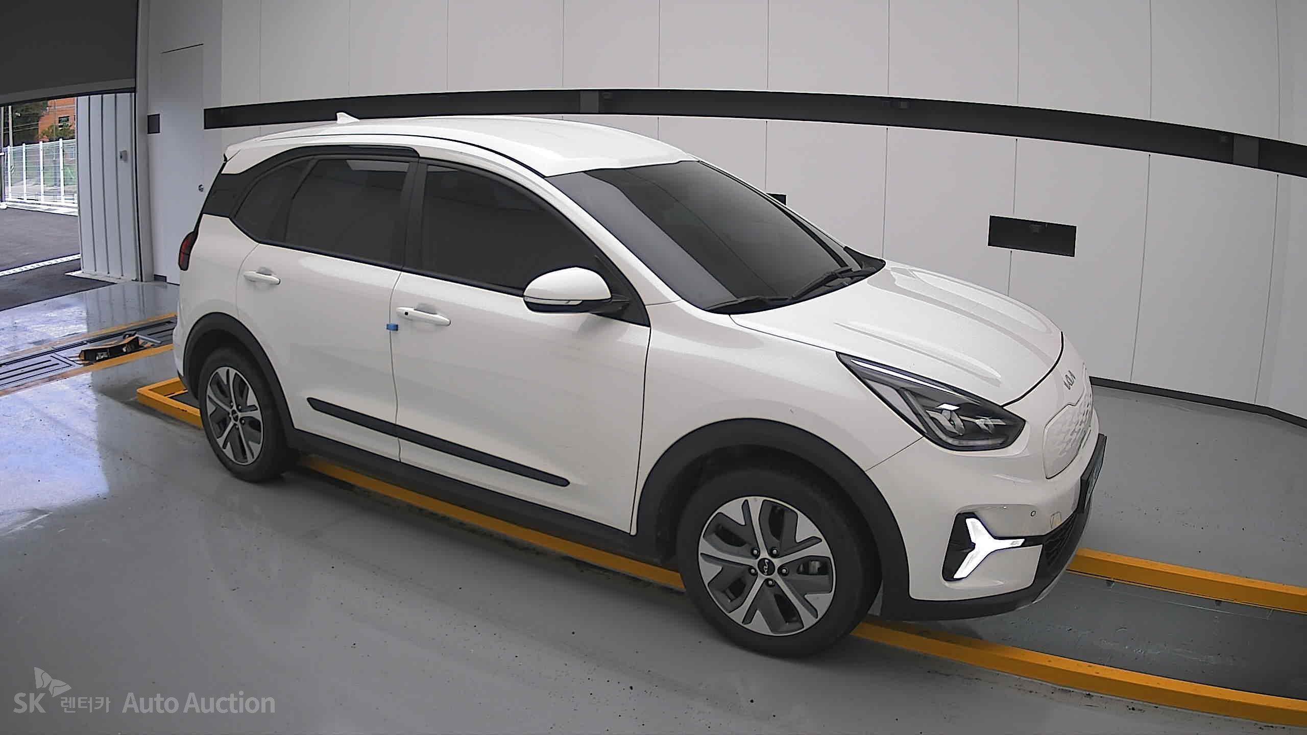 2023 - kia niro