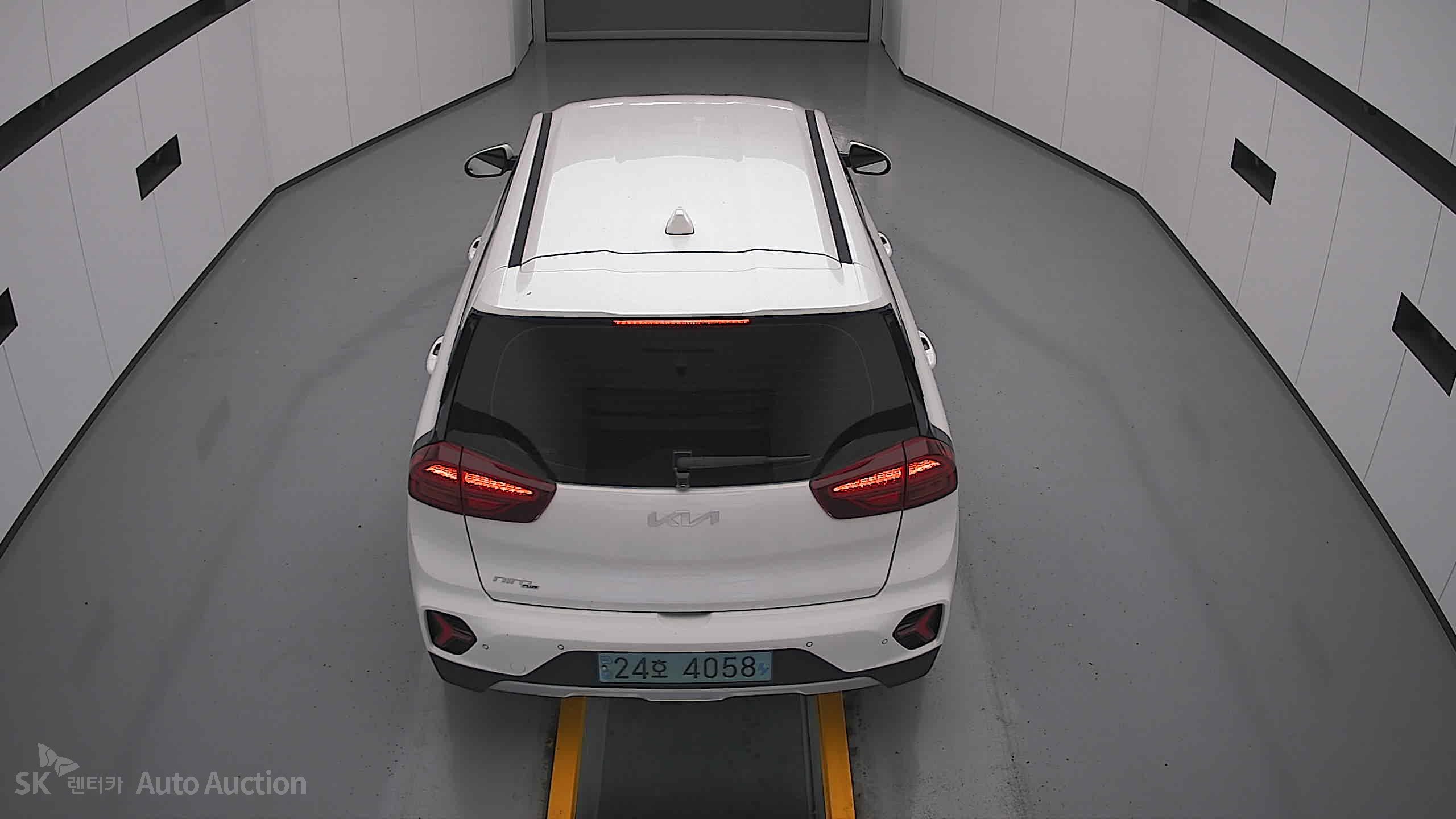 2023 - kia niro