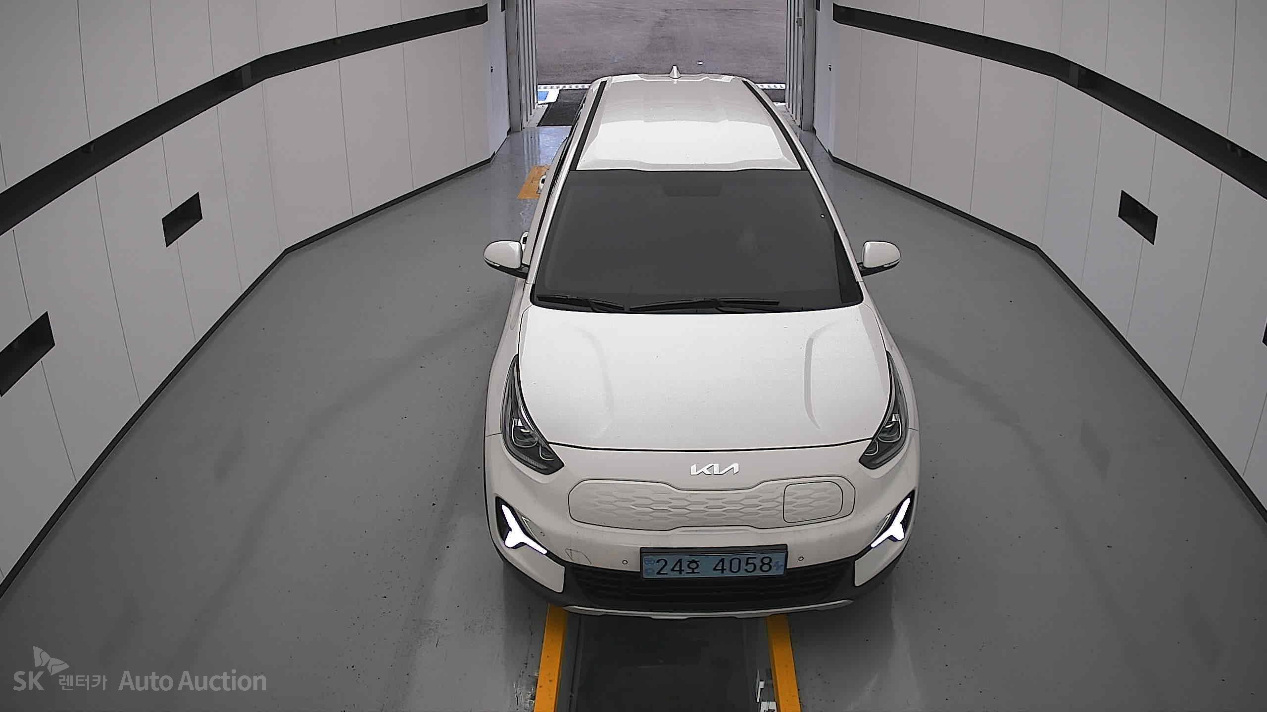 2023 - kia niro