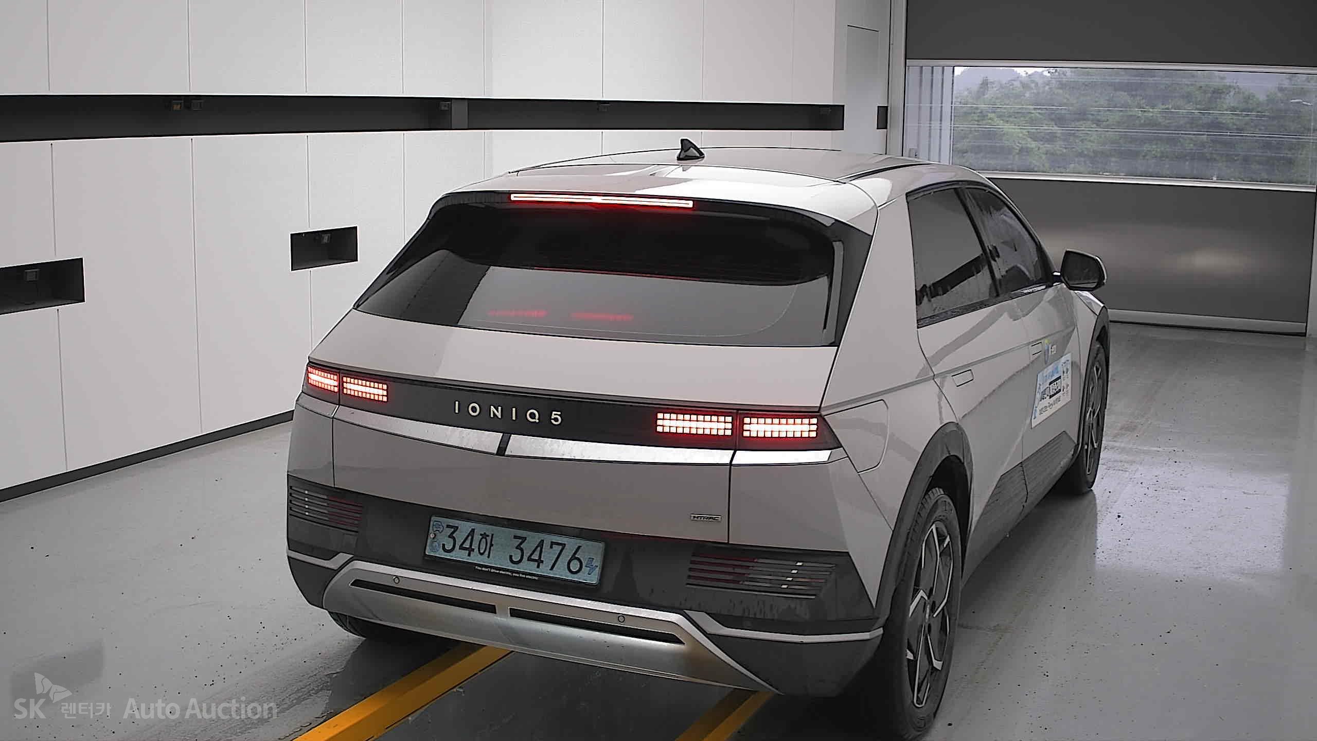 2022 - hyundai ioniq