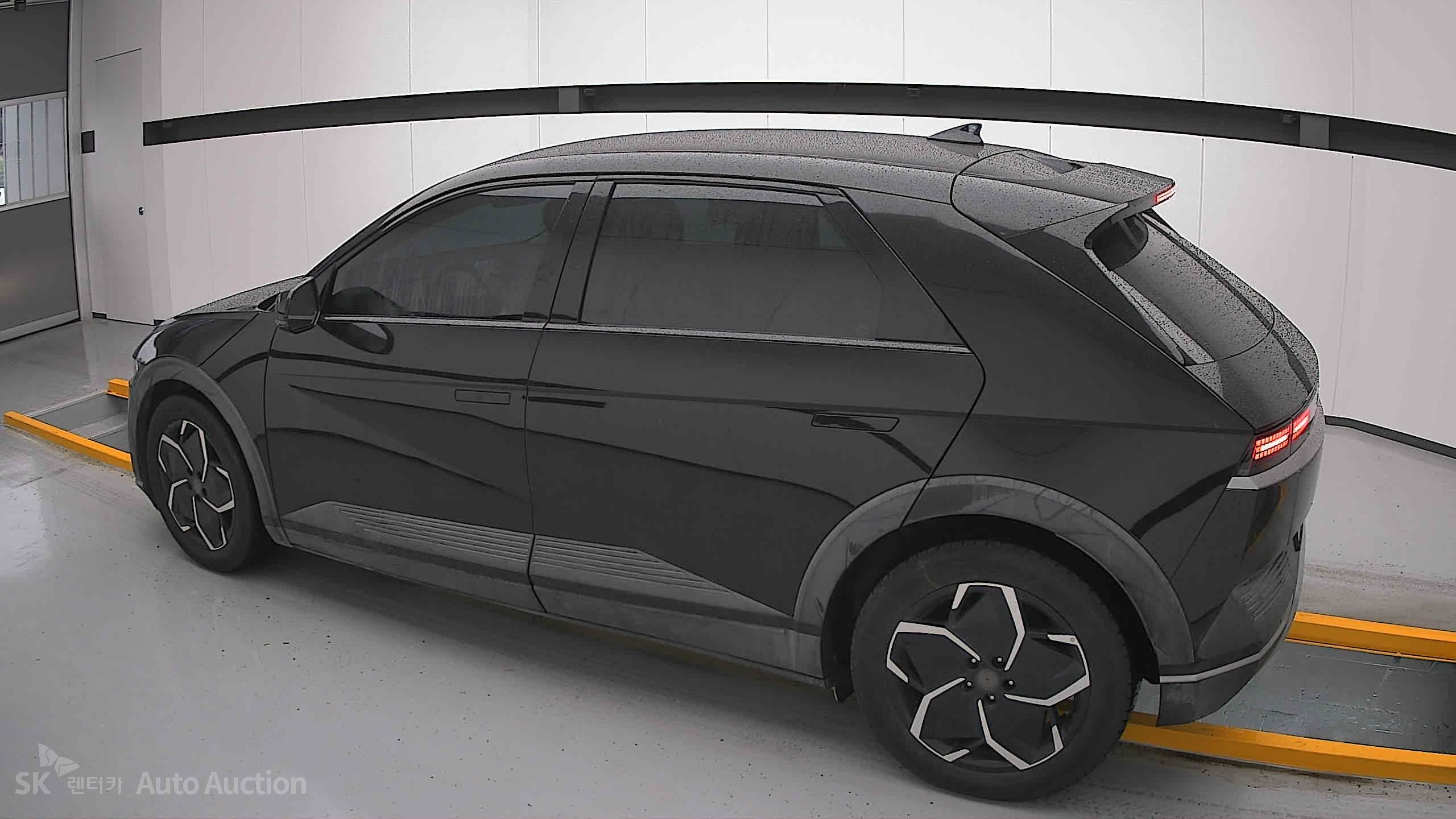 2022 - hyundai ioniq