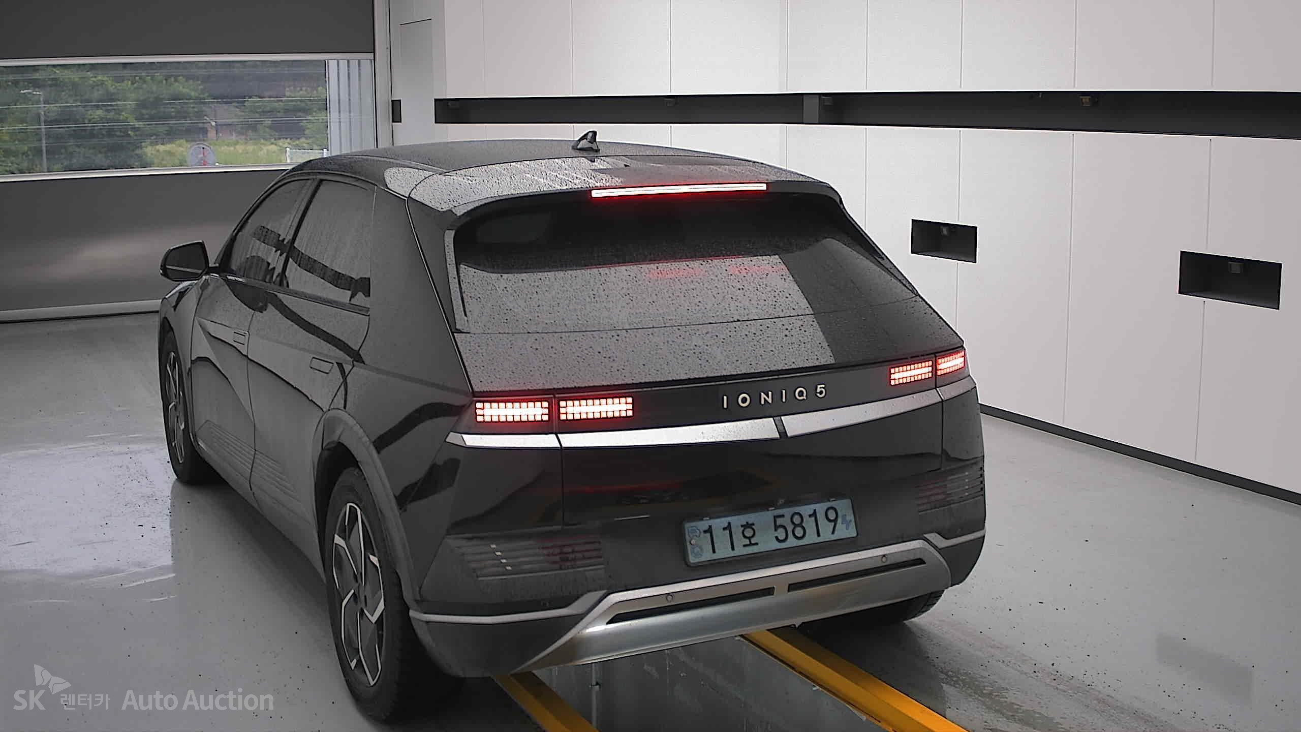 2022 - hyundai ioniq