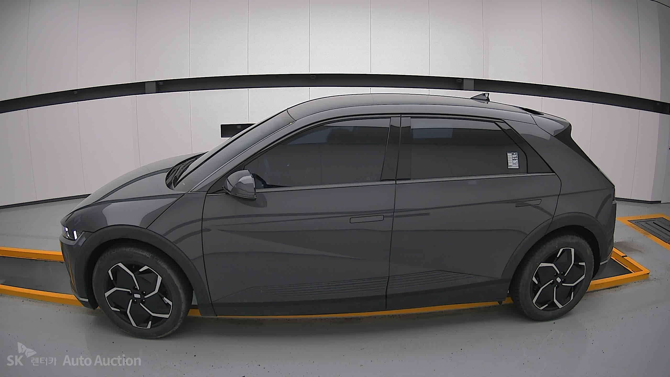 2023 - hyundai ioniq