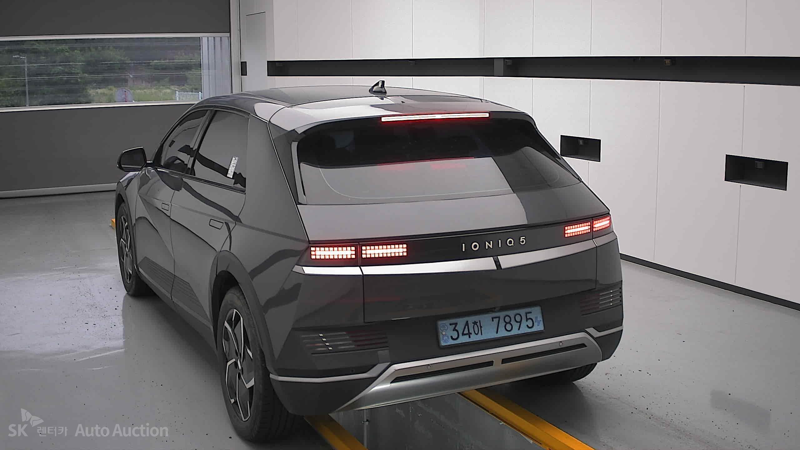 2023 - hyundai ioniq