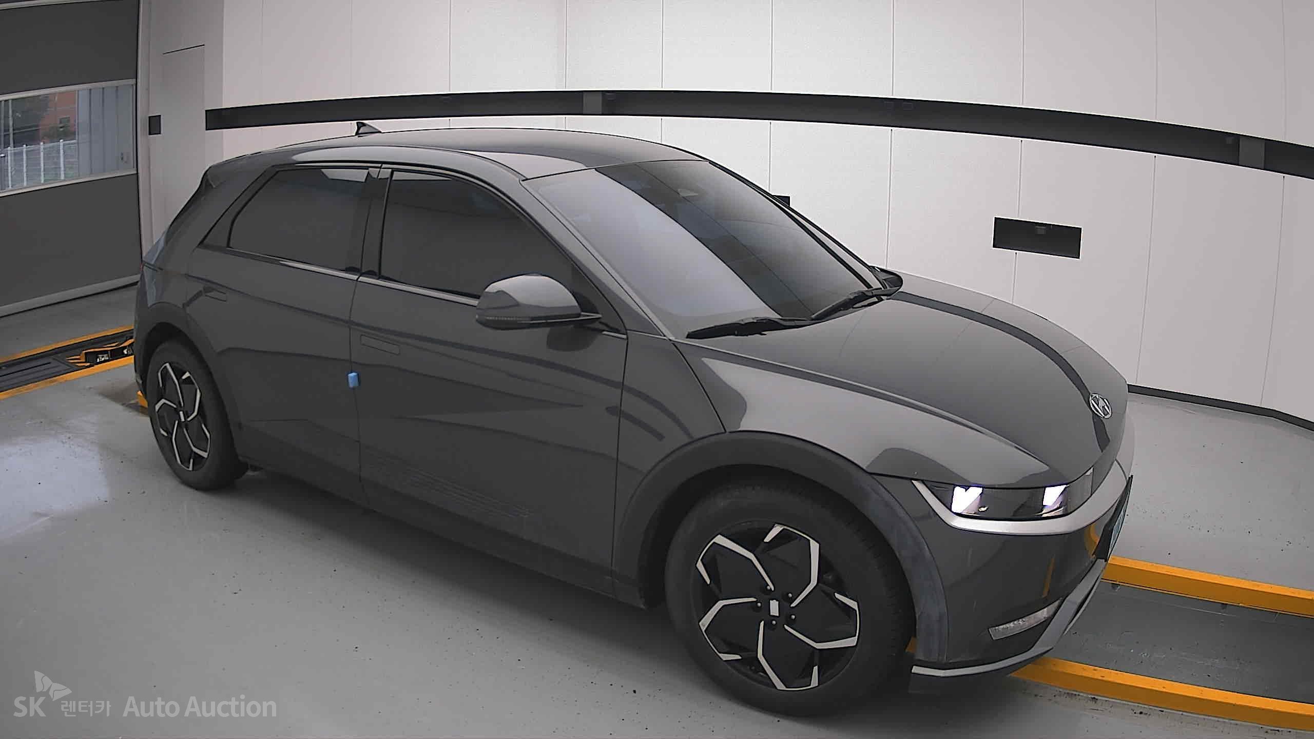 2023 - hyundai ioniq